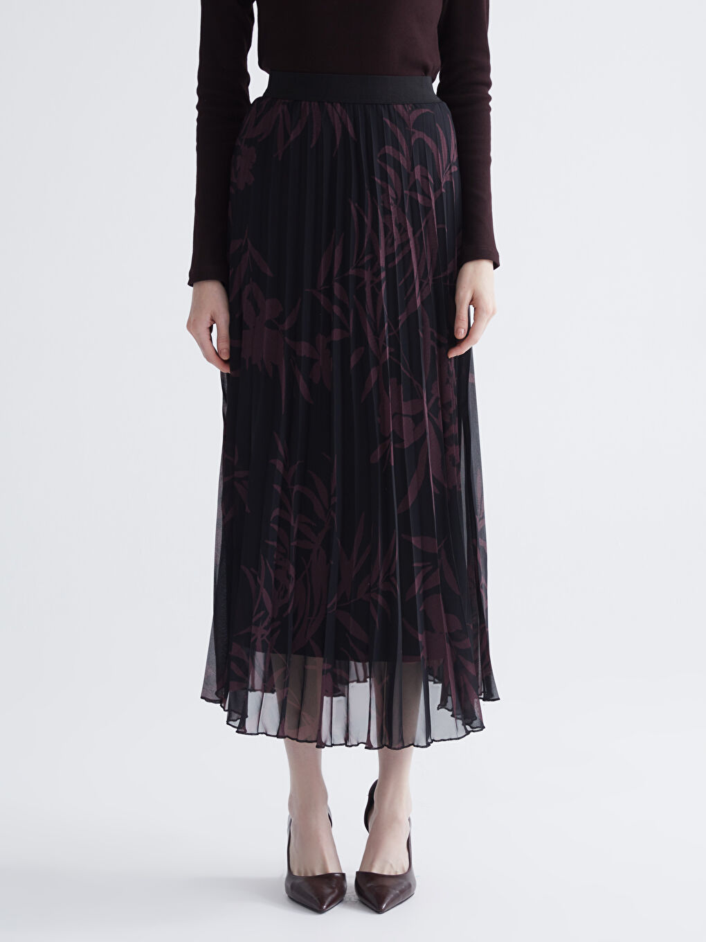 Elastic Waist Figured Pleated Chiffon Skirt-1