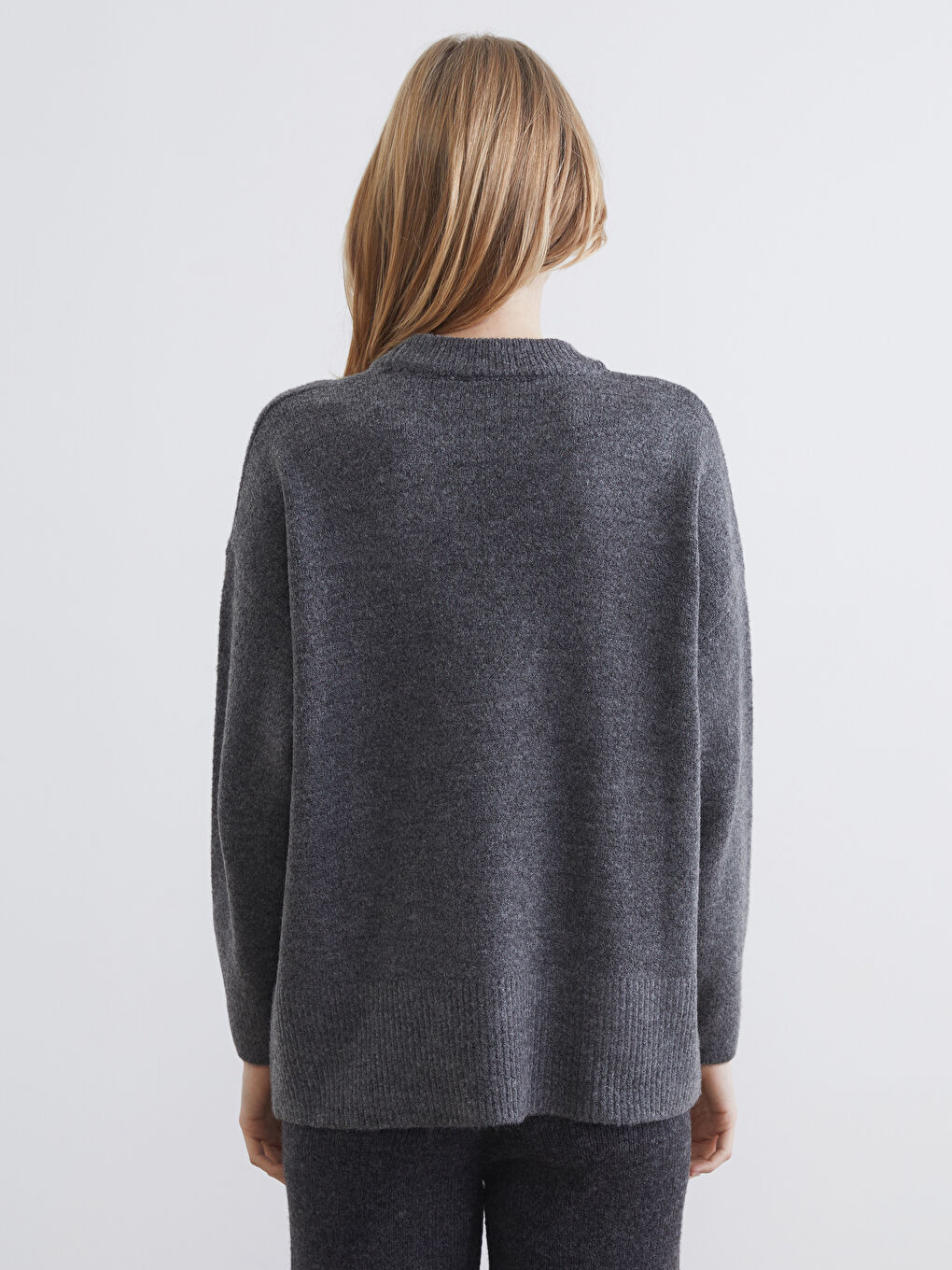 Crew Neck Oversize Women's Knitwear Sweater-3