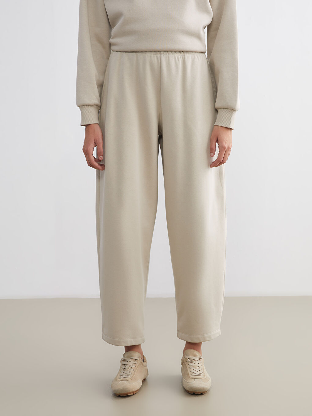 Bej Beli Lastikli Kadın Kalın Eşofman Altı-1