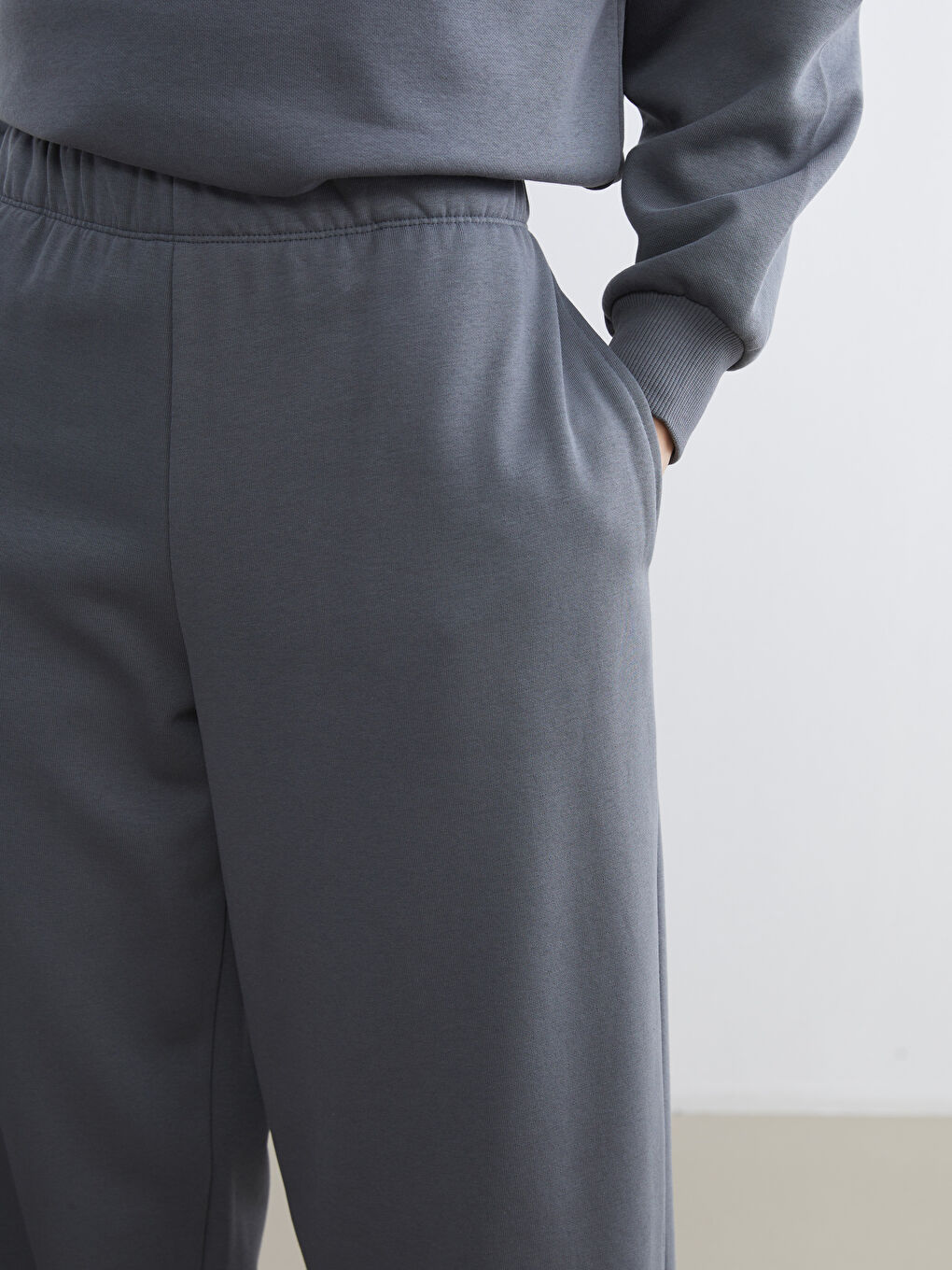 Gri Beli Lastikli Kadın Kalın Eşofman Altı-2