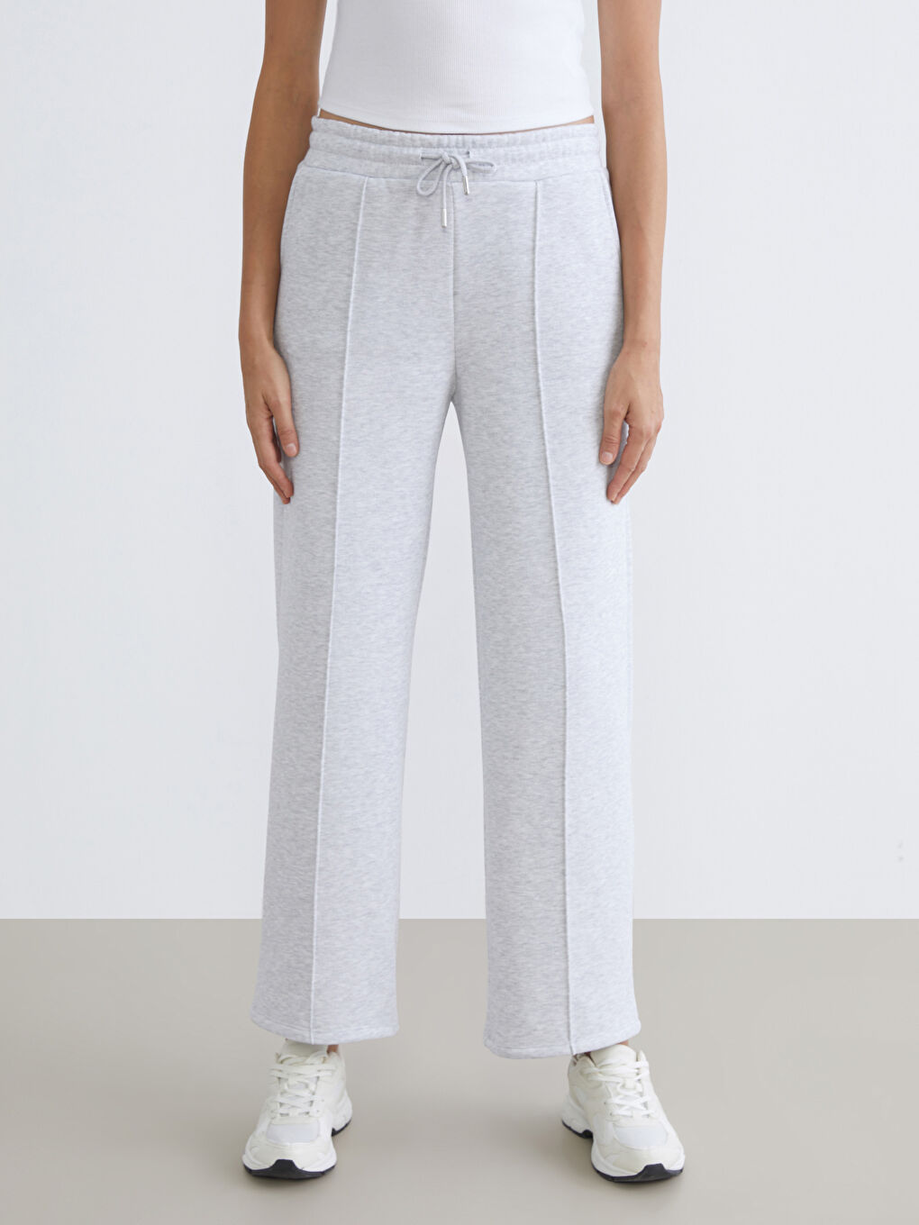 Gri Beli Lastikli Geniş Paça Kadın Kalın Eşofman Altı-1