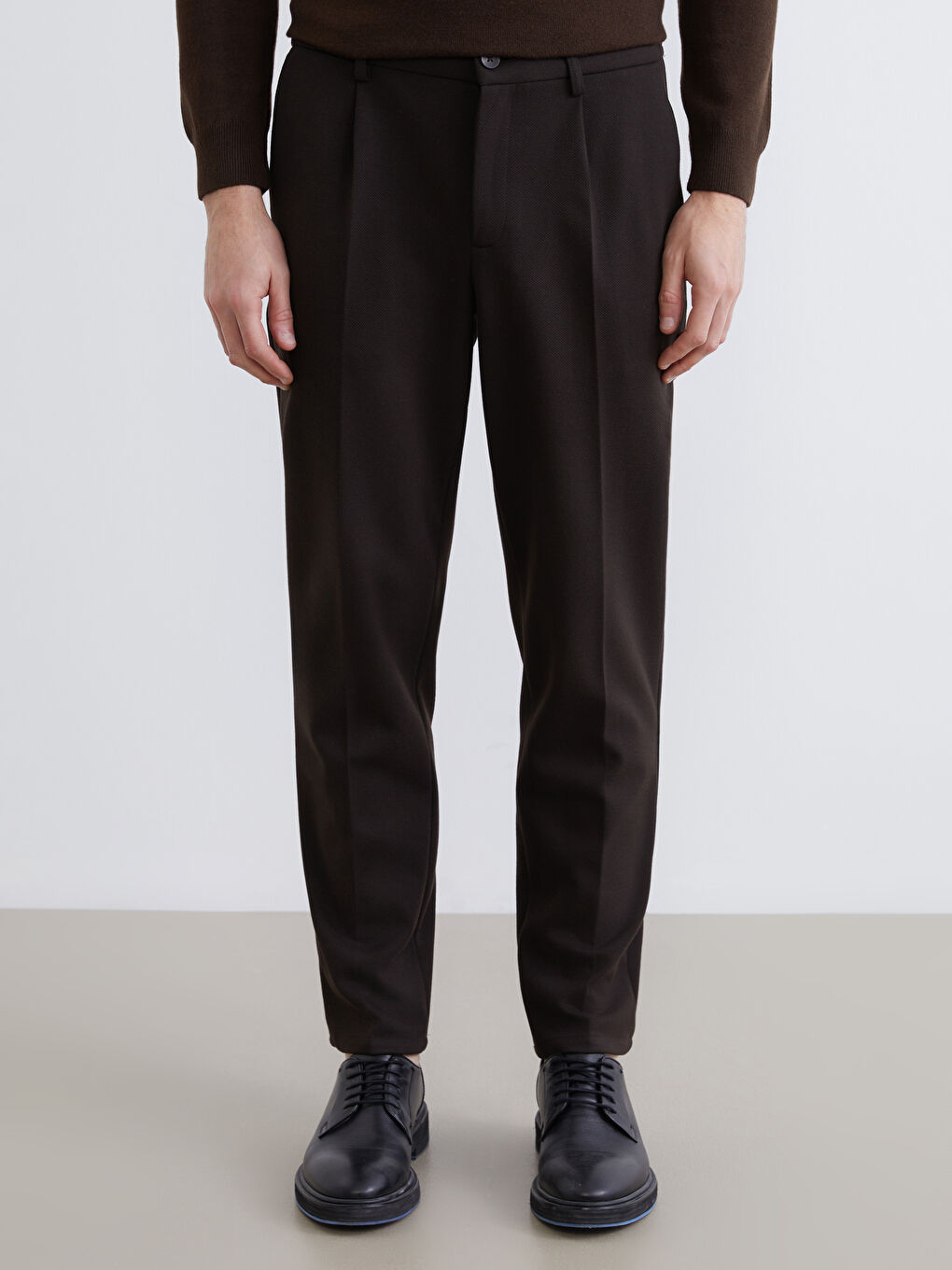 Standard Fit Twill Men's Trousers-1