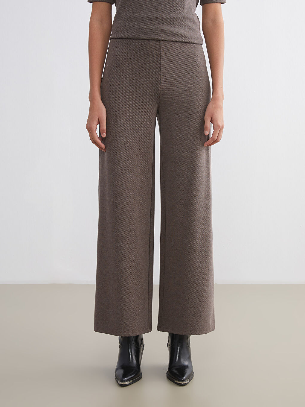 Kahverengi Beli Lastikli Geniş Paça Kadın Eşofman Altı-1