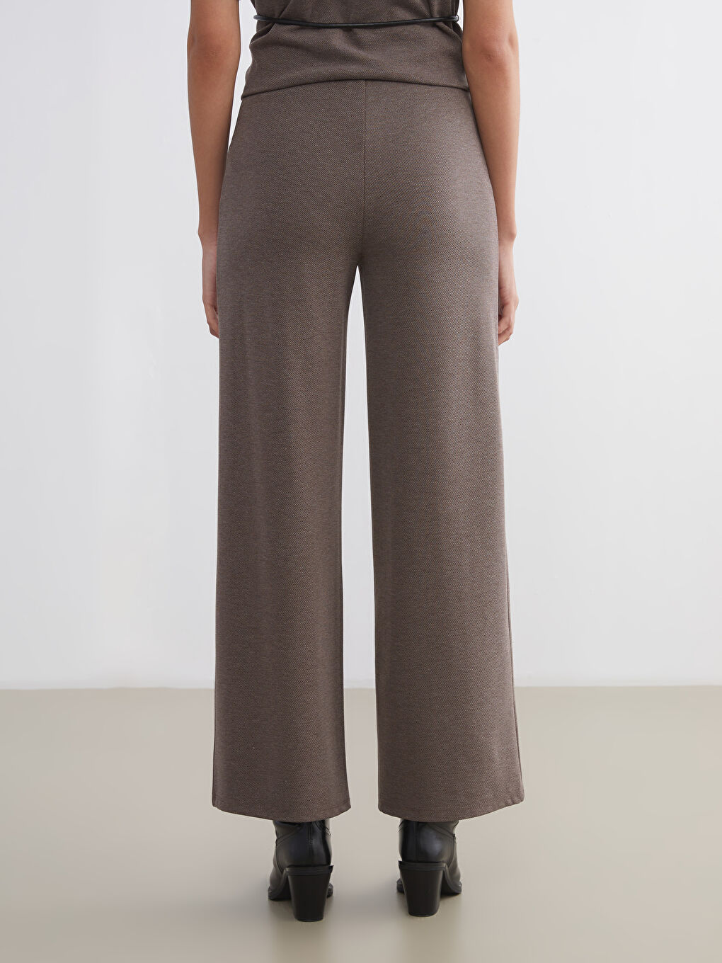 Kahverengi Beli Lastikli Geniş Paça Kadın Eşofman Altı-3