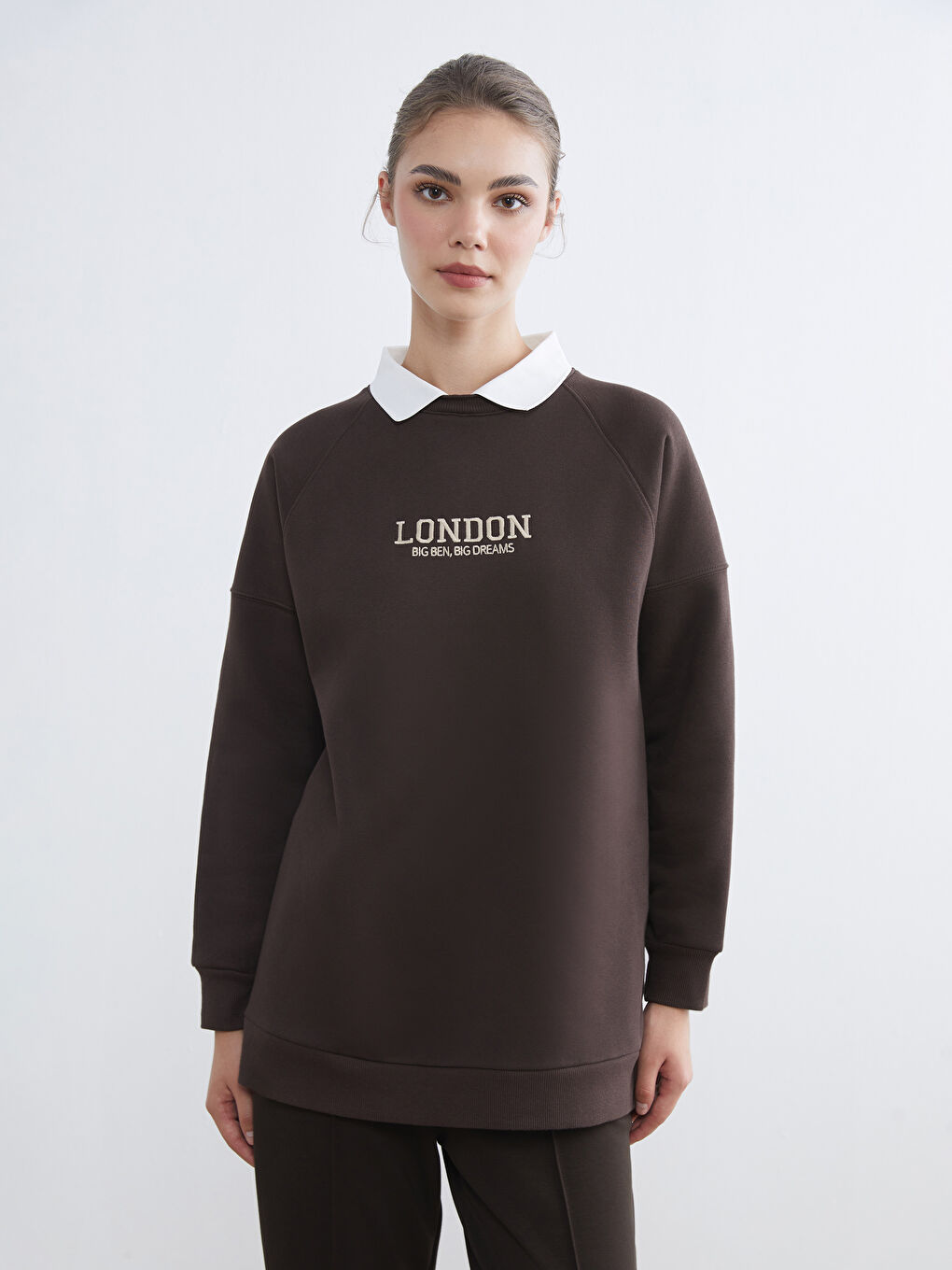 Kahverengi London Nakışlı Kadın Kalın Sweatshirt Tunik