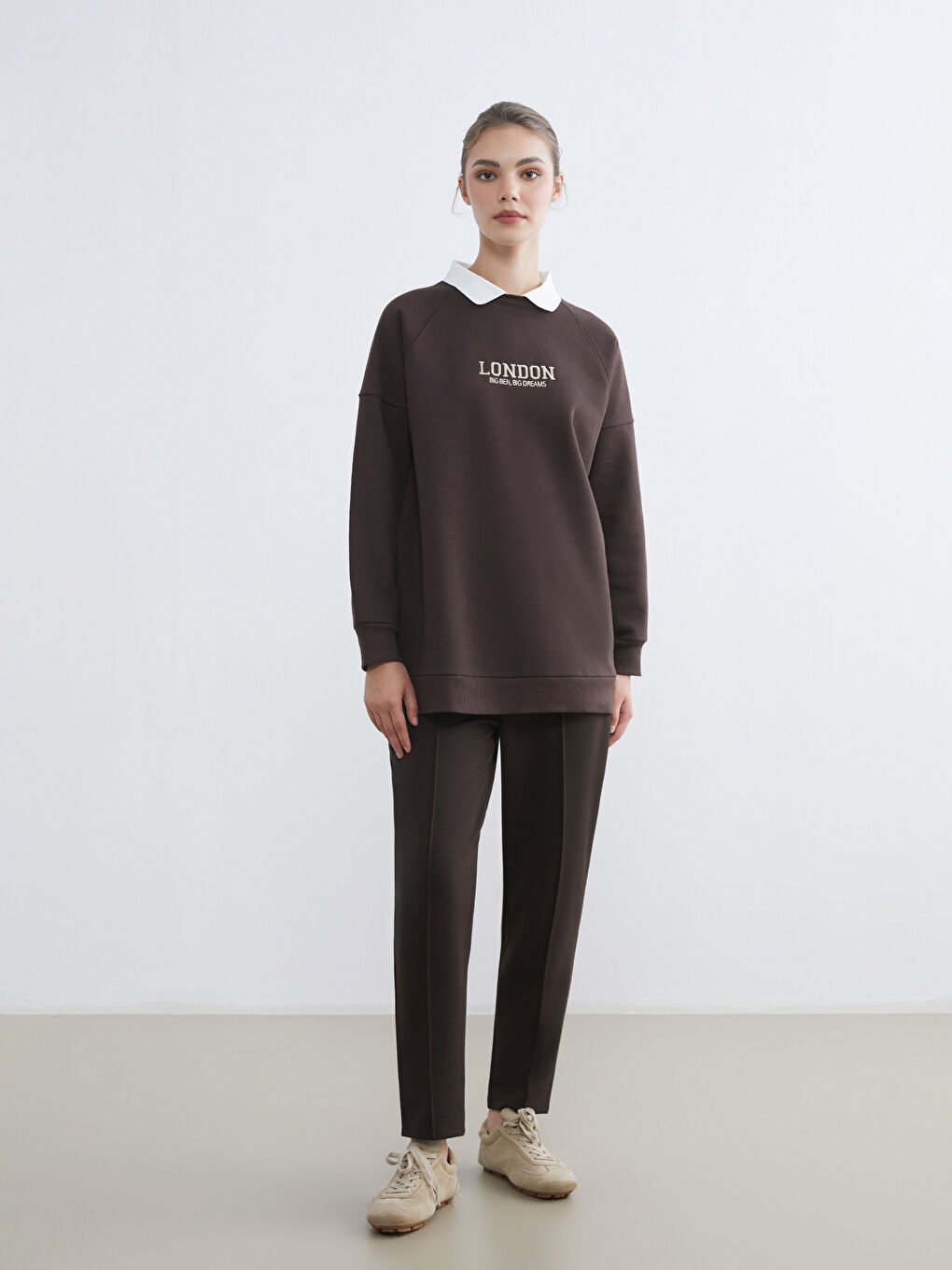 Kahverengi London Nakışlı Kadın Kalın Sweatshirt Tunik-1