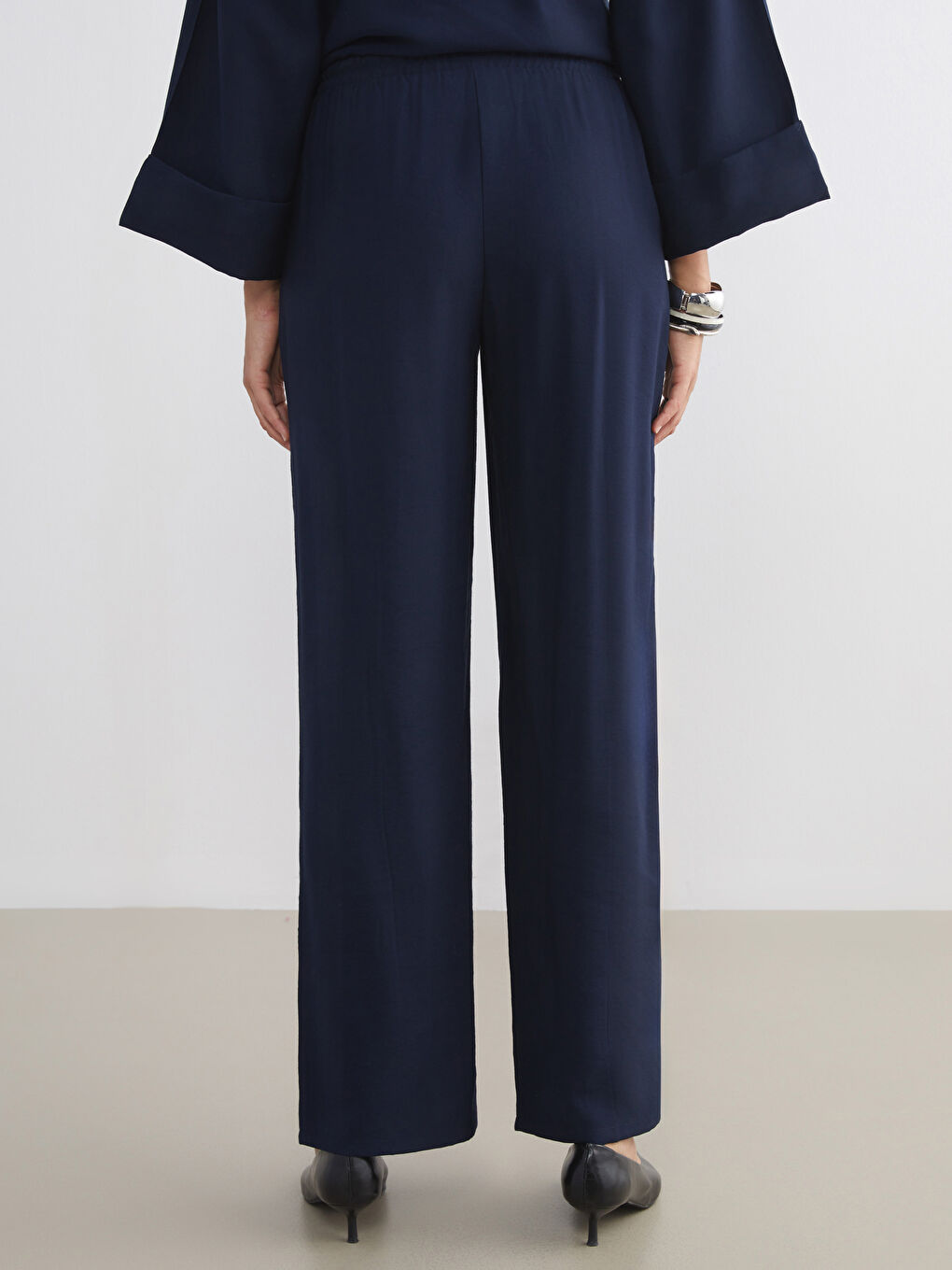 Lacivert Beli Lastikli Geniş Paça Kadın Pantolon-3