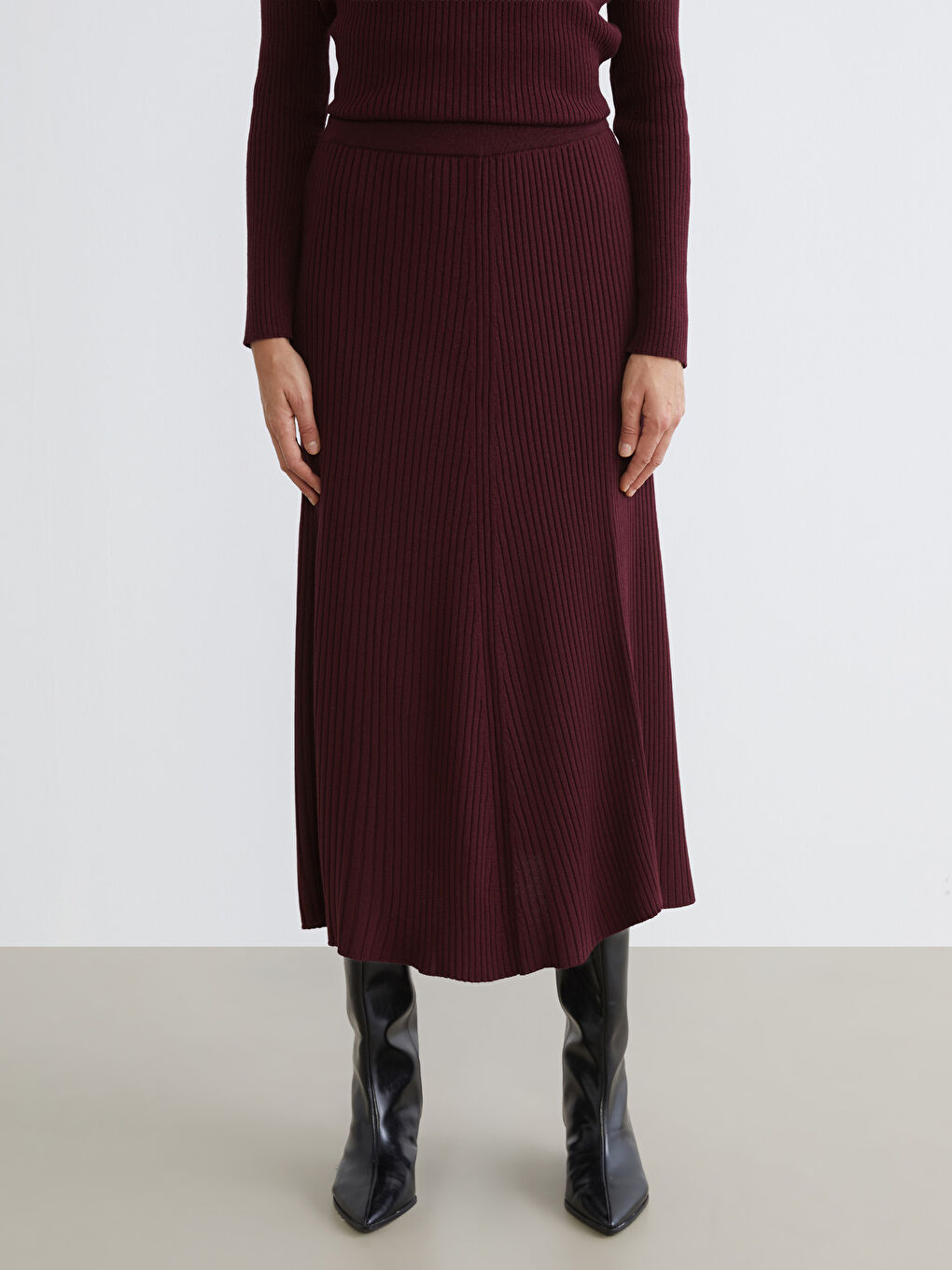 Bordo Beli Lastikli Kloş Triko Etek-1