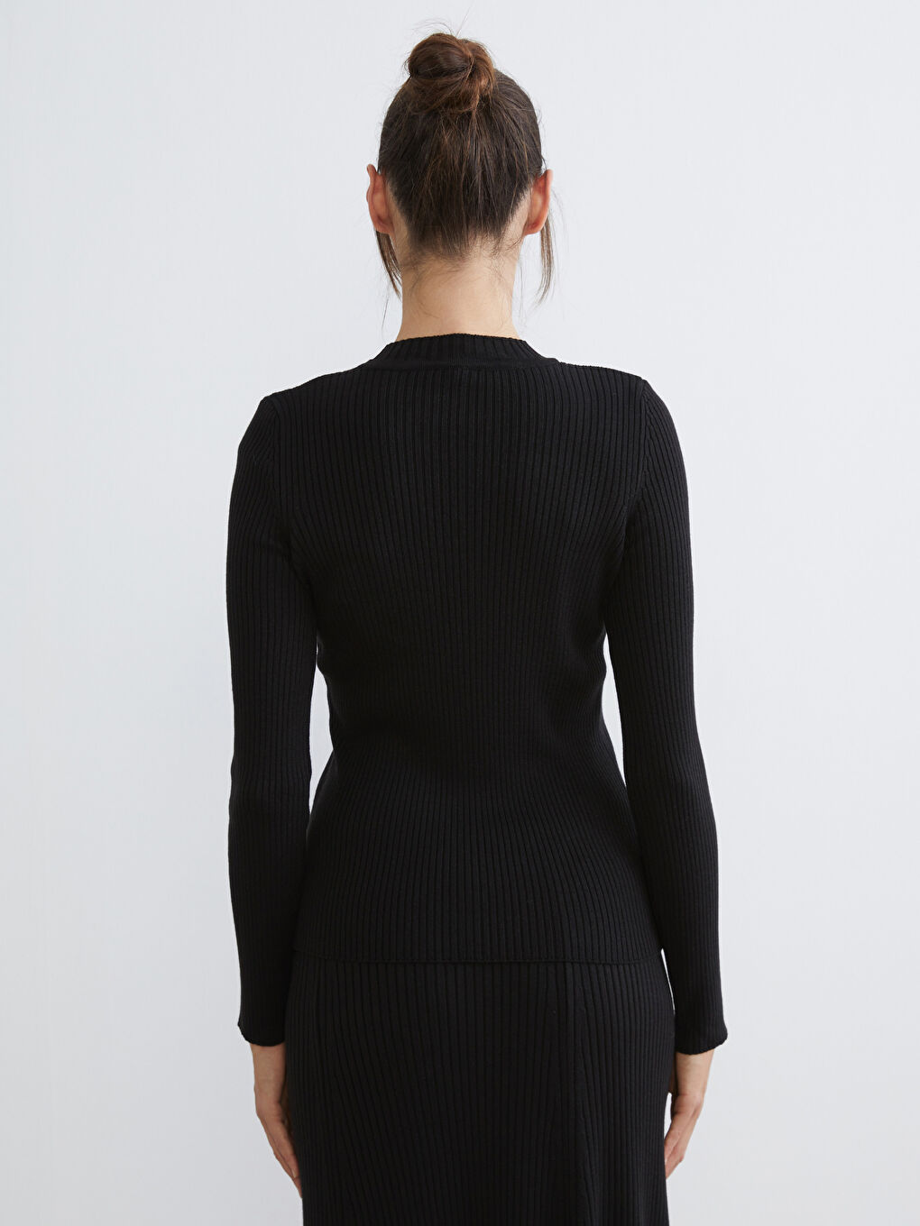 Siyah Bisiklet Yaka Büzgülü Kadın Triko Kazak-3