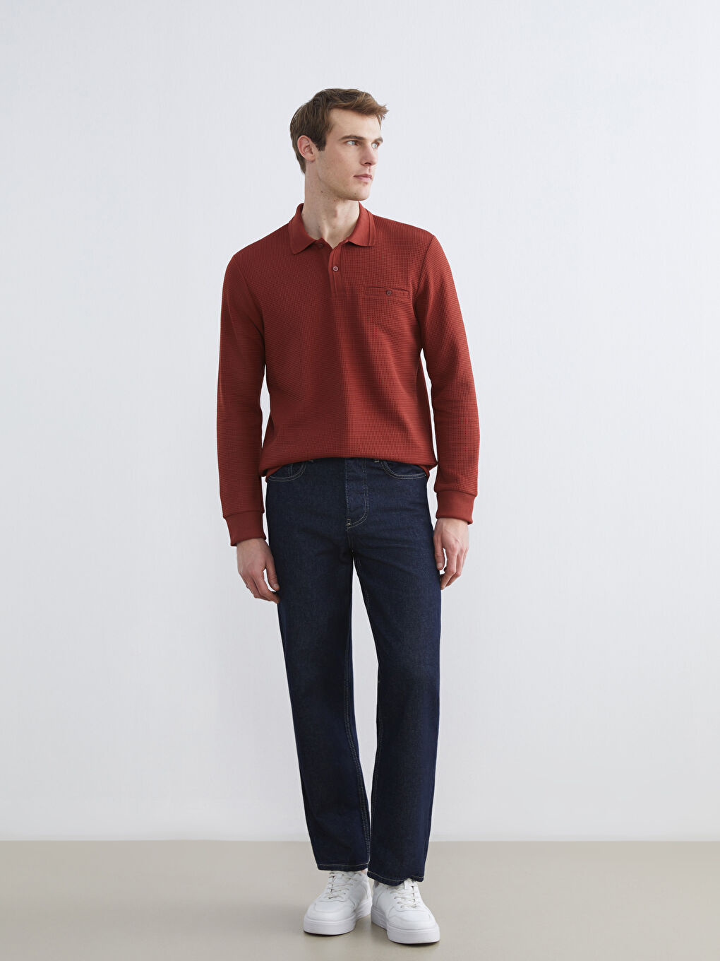 Kahverengi Polo Yaka Erkek Dokulu Tişört-1