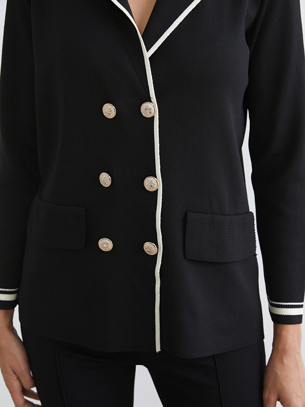 Siyah Kruvaze Yaka Kadın Triko Ceket-2