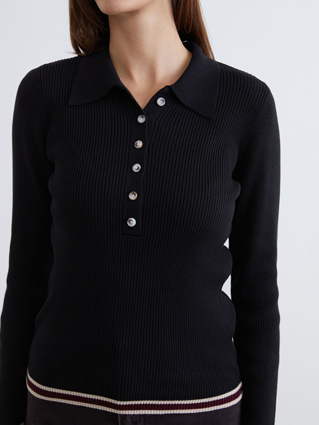 Siyah Polo Yaka Kadın Triko Kazak-2