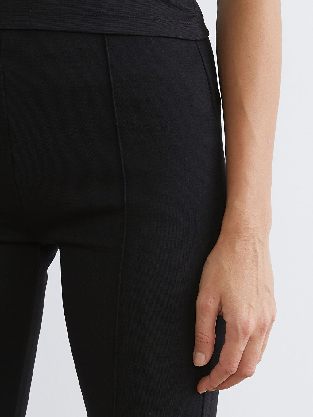 Siyah Yüksek Bel İspanyol Paça Kadın Pantolon-2