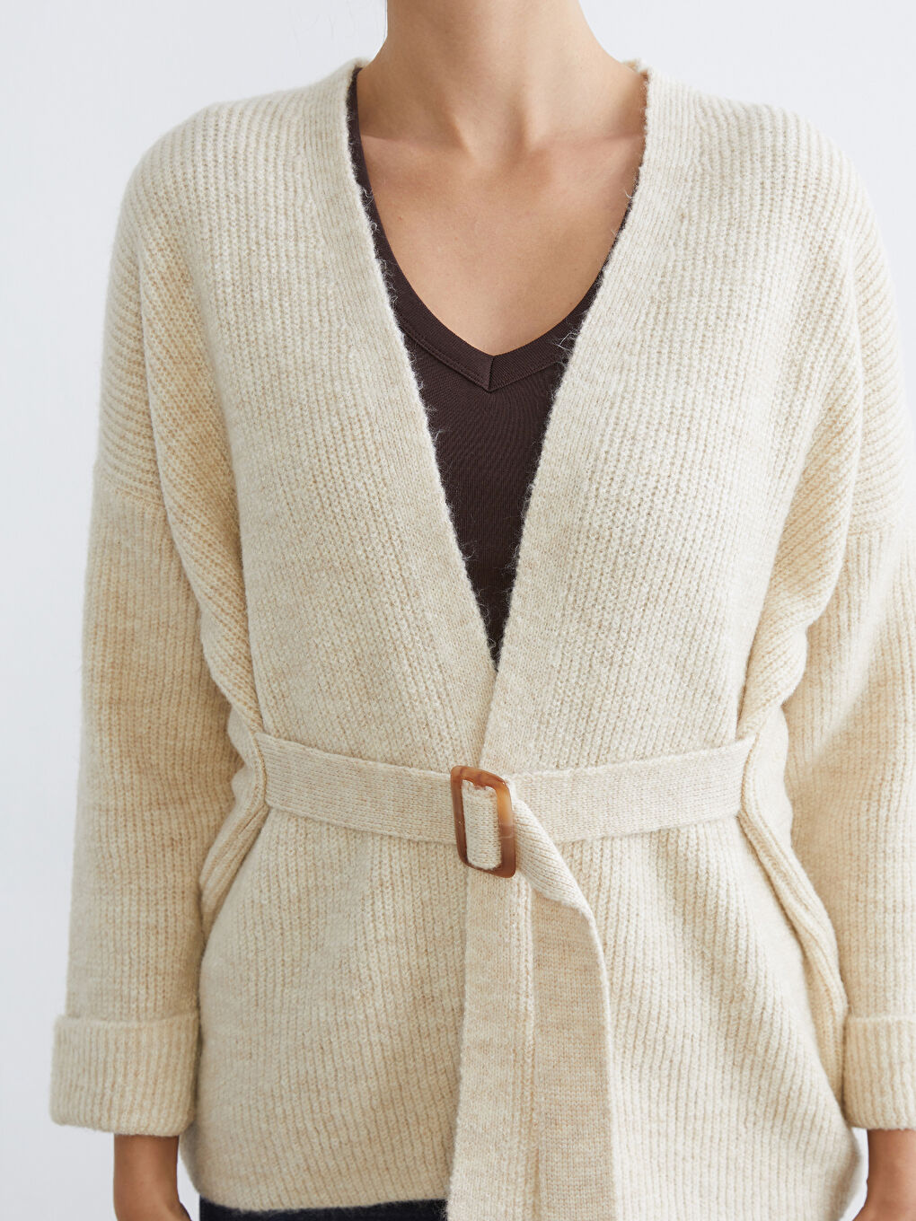 Bej V Yaka Kadın Triko Hırka-2