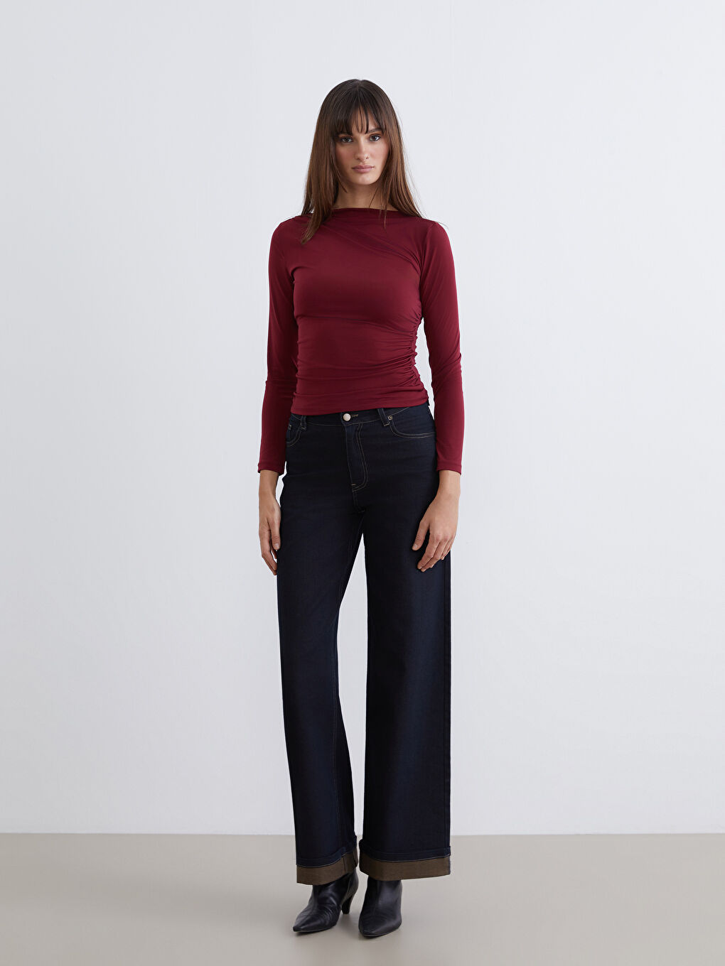 Bordo Dik Yaka Büzgülü Kadın Body-1