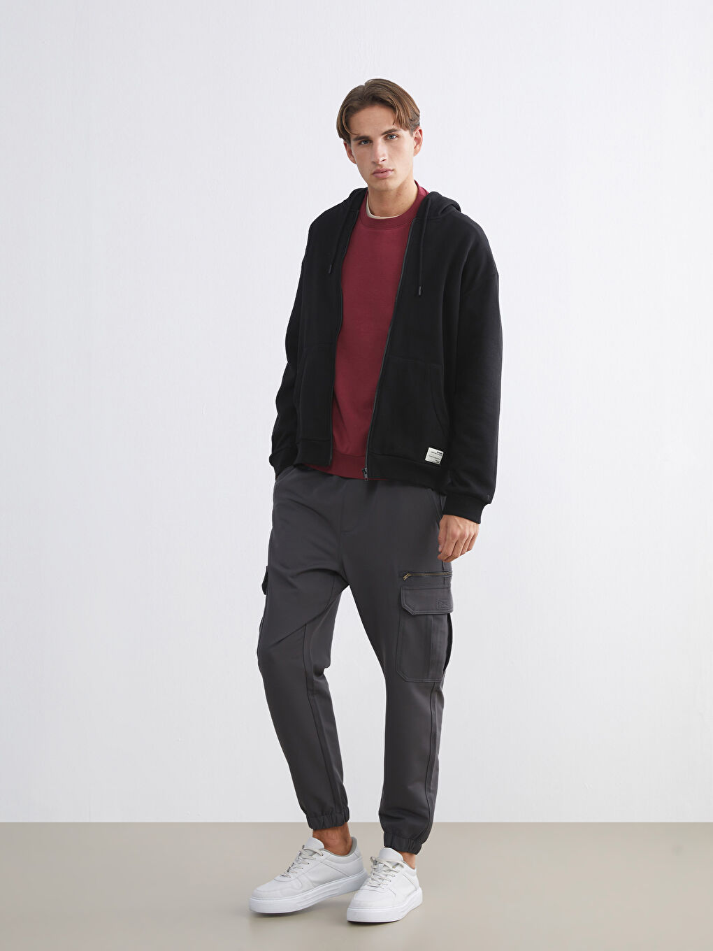 Siyah Kapüşonlu Erkek Kalın Fermuarlı Sweatshirt-1