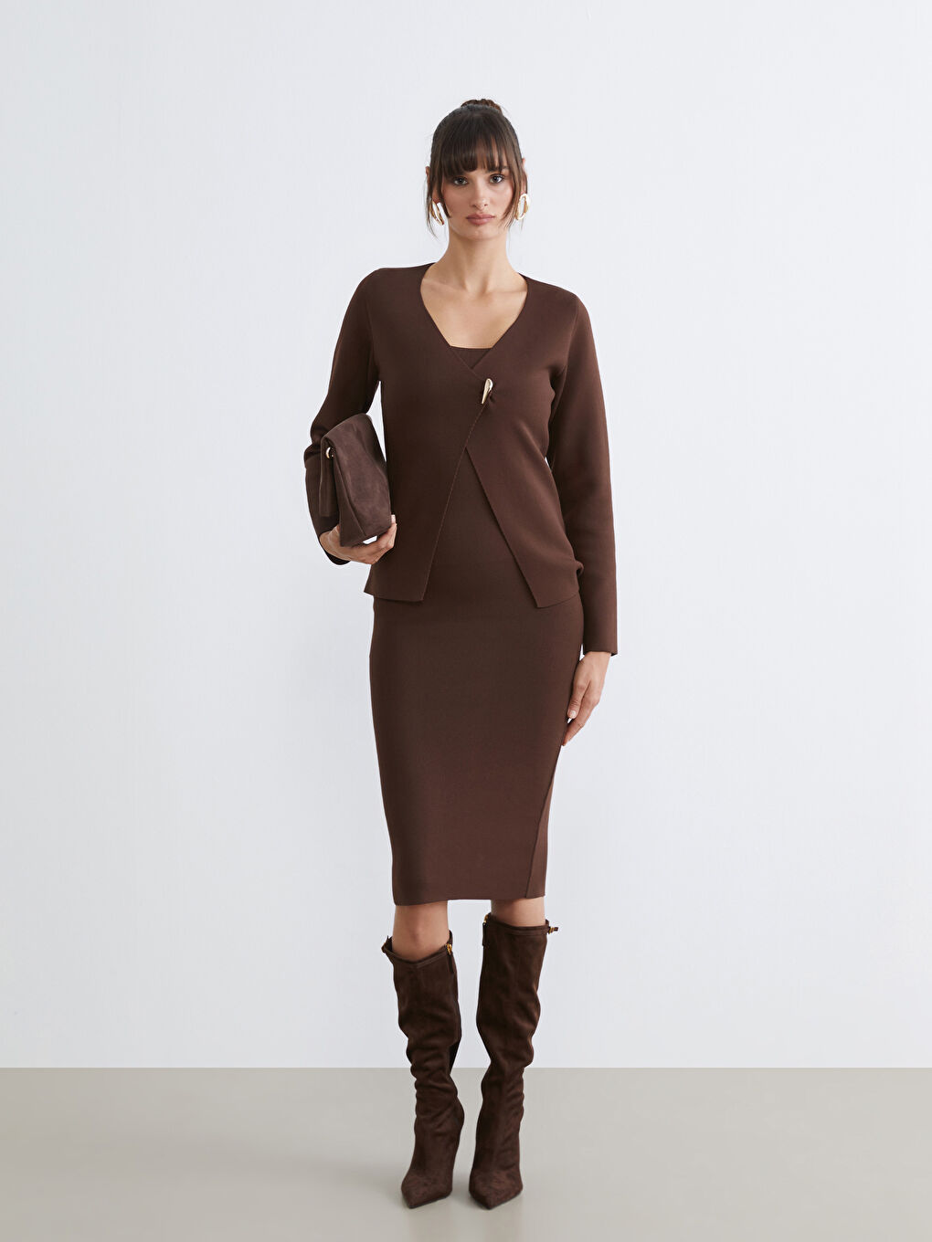 Kahverengi V Yaka Kadın Triko Hırka-1