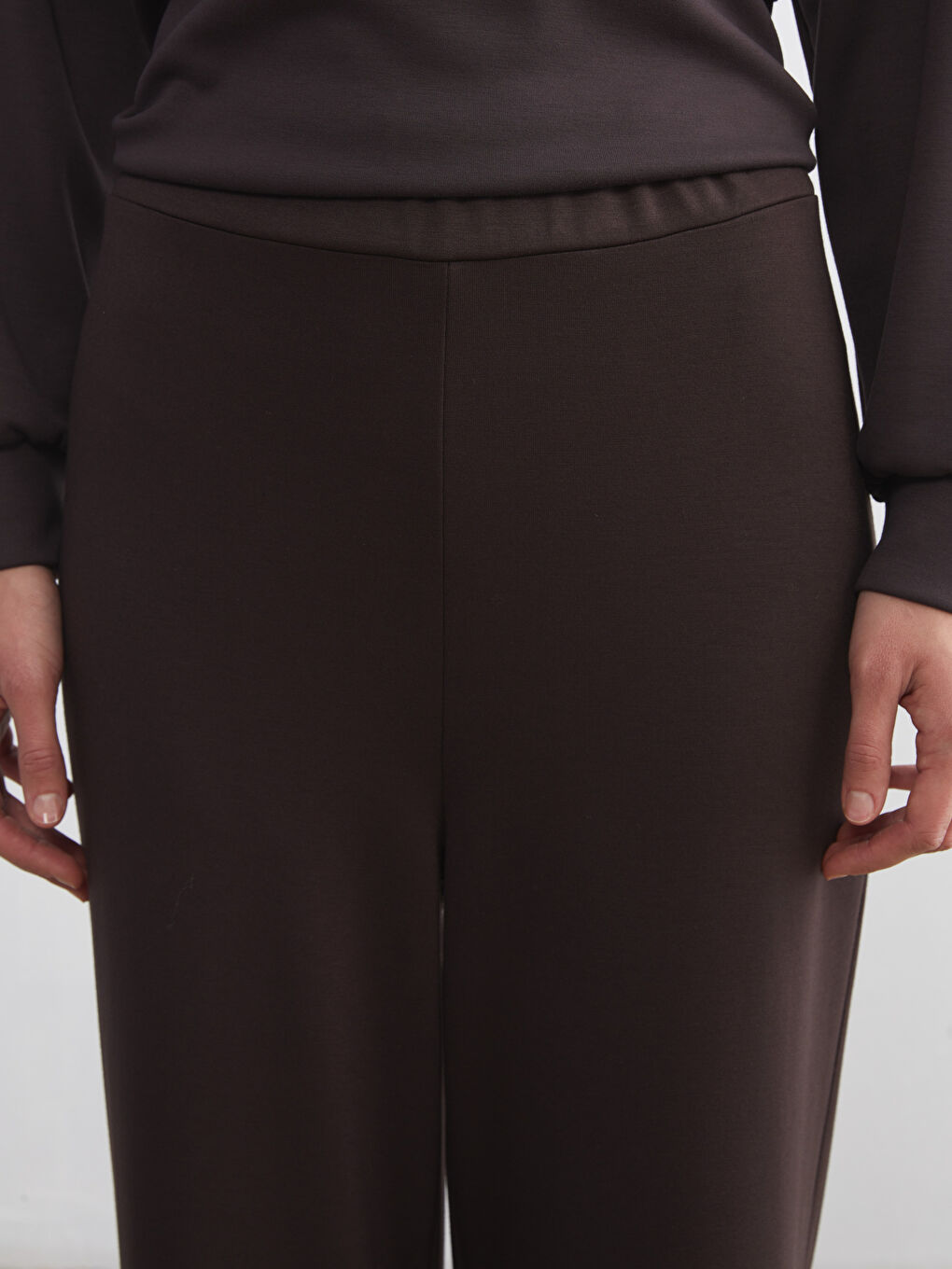 Kahverengi Beli Lastikli Geniş Paça Kadın Eşofman Altı-2