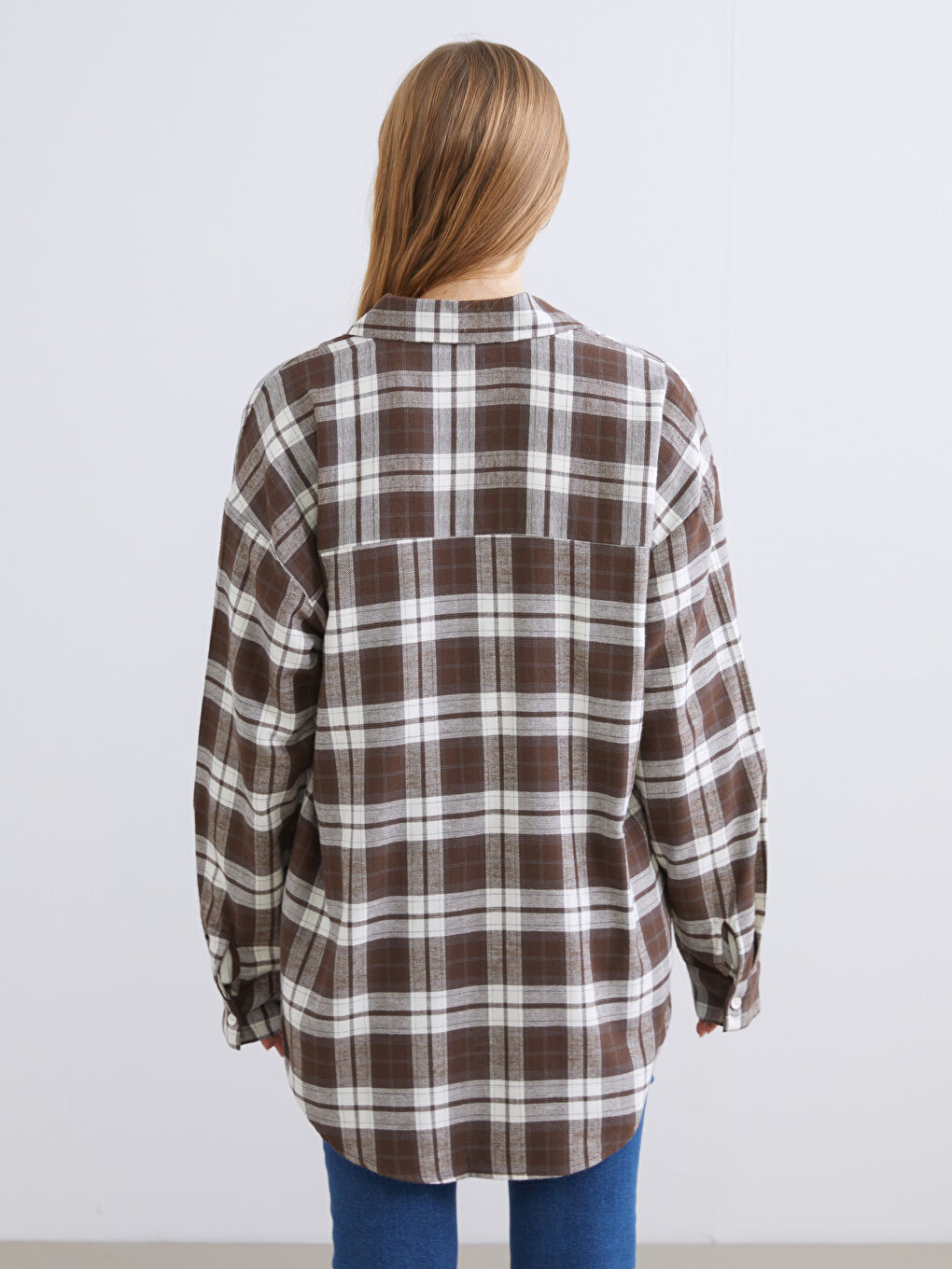 Plaid Oversize Women's Shirt-3