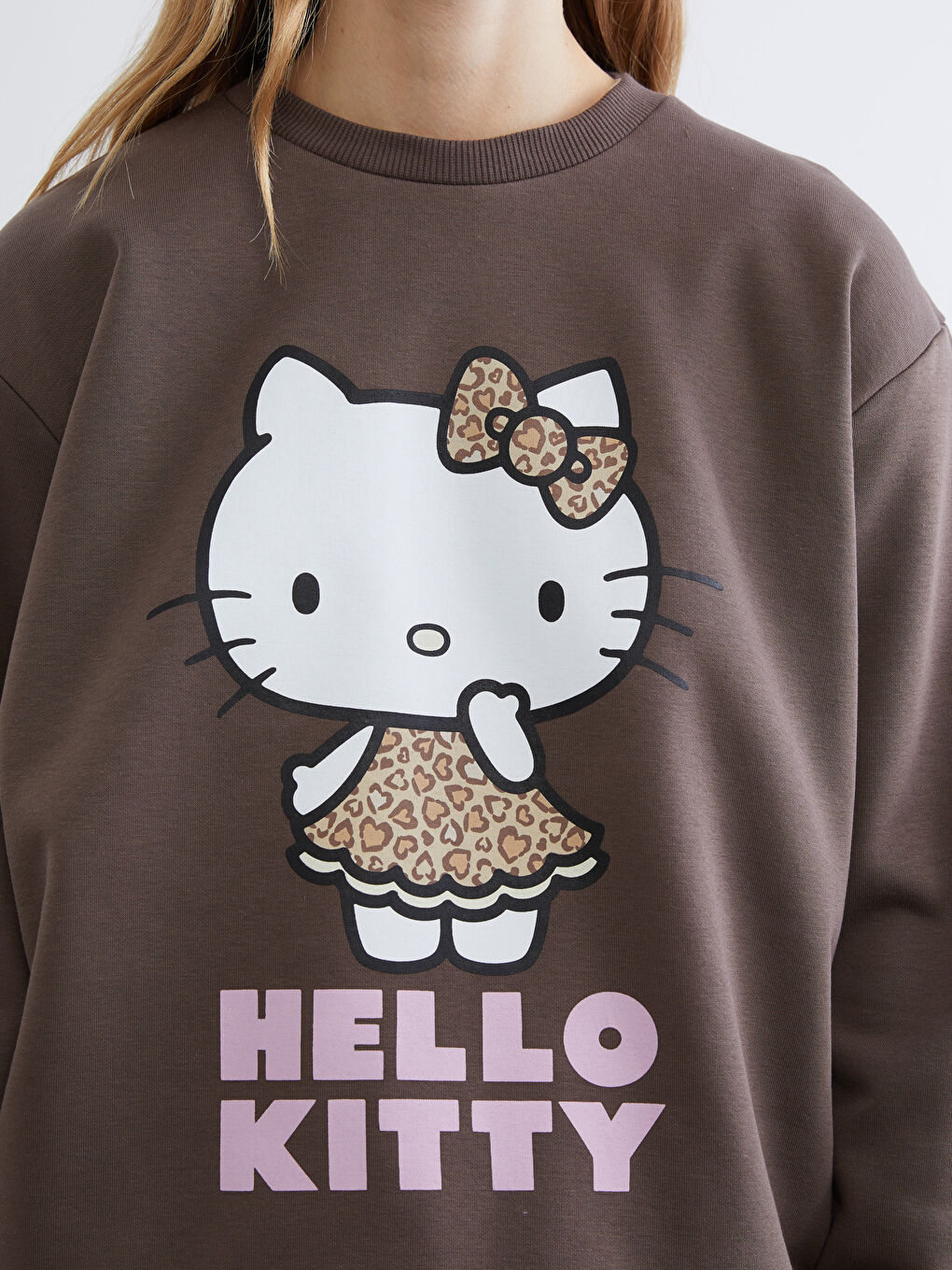 Kahverengi Hello Kitty Baskılı Kadın Kalın Sweatshirt-2