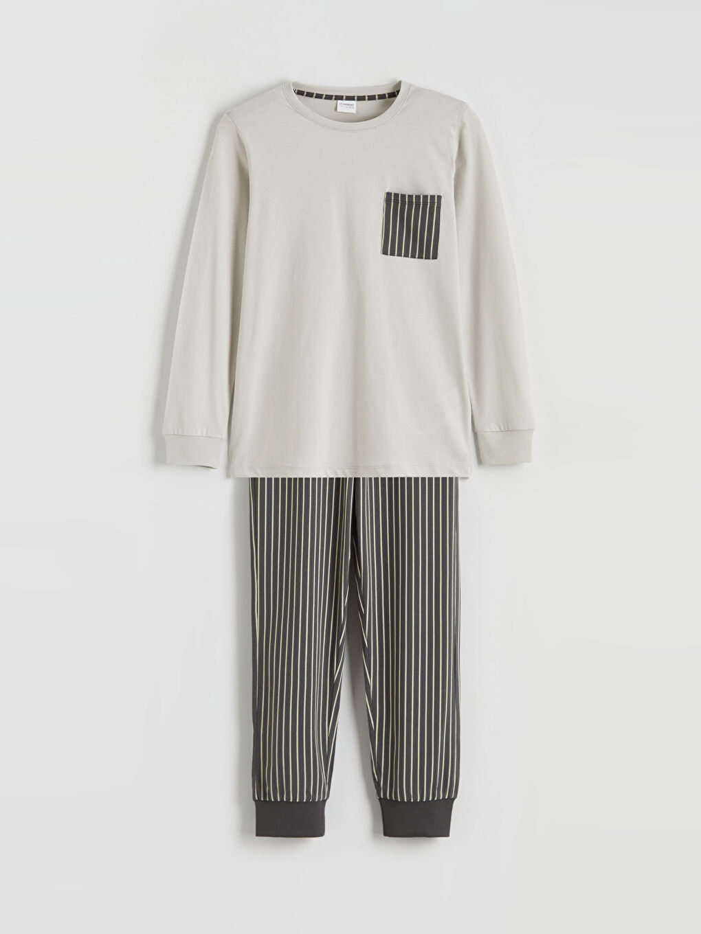 Gri Bisiklet Yaka Erkek Çocuk Pijama Takımı