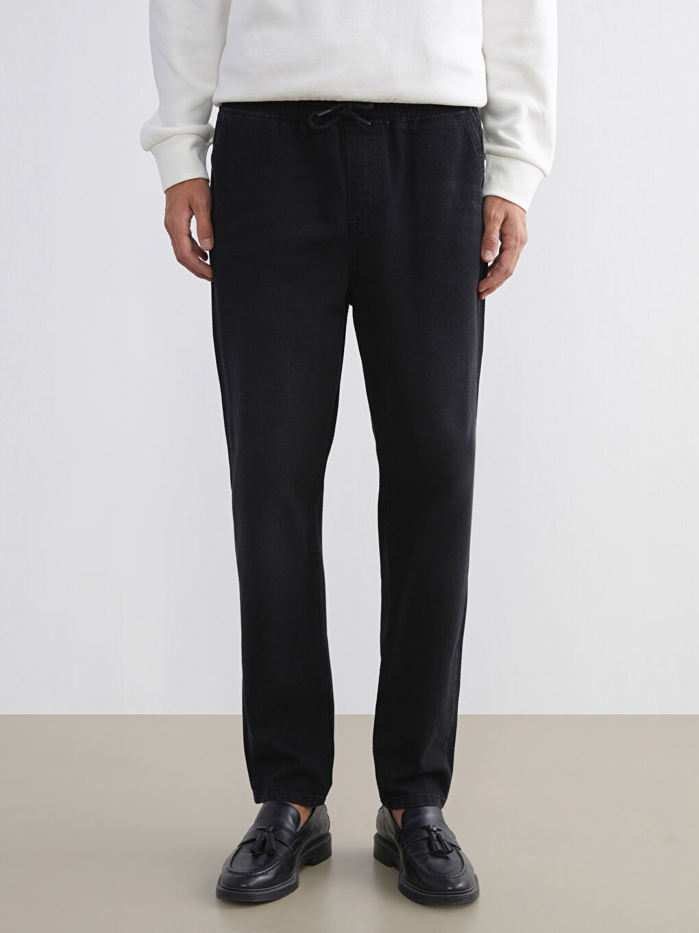 Siyah Rahat Kalıp Erkek Jean Pantolon-1