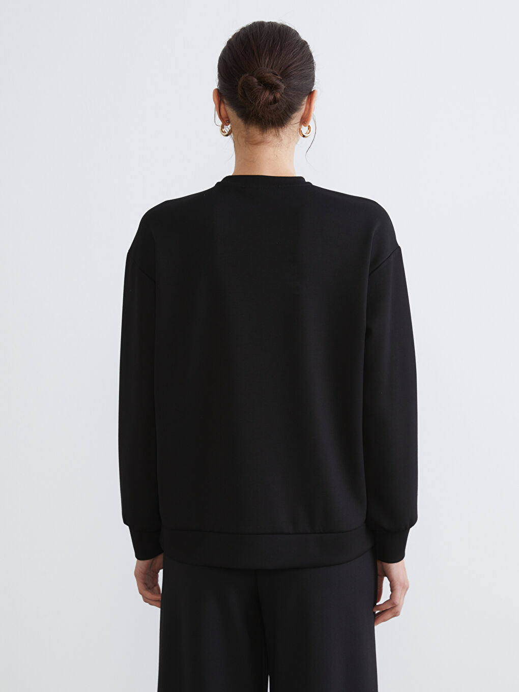 Crew Neck Rhinestone Embellished Women's Sweatshirt-3