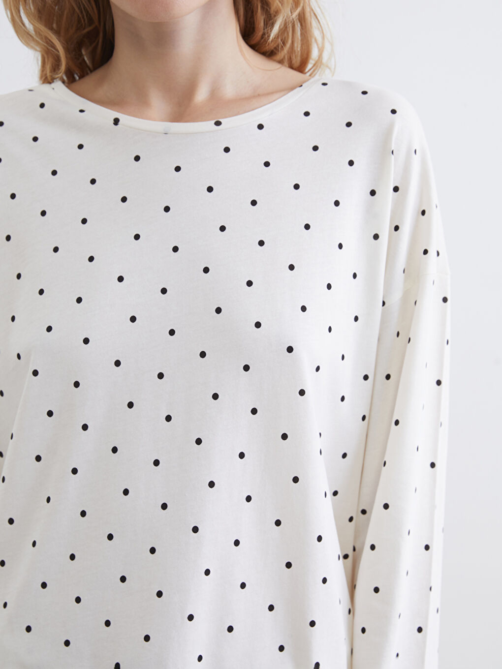 Crew Neck Polka Dot Long Sleeve Women's Pyjamas Set-2