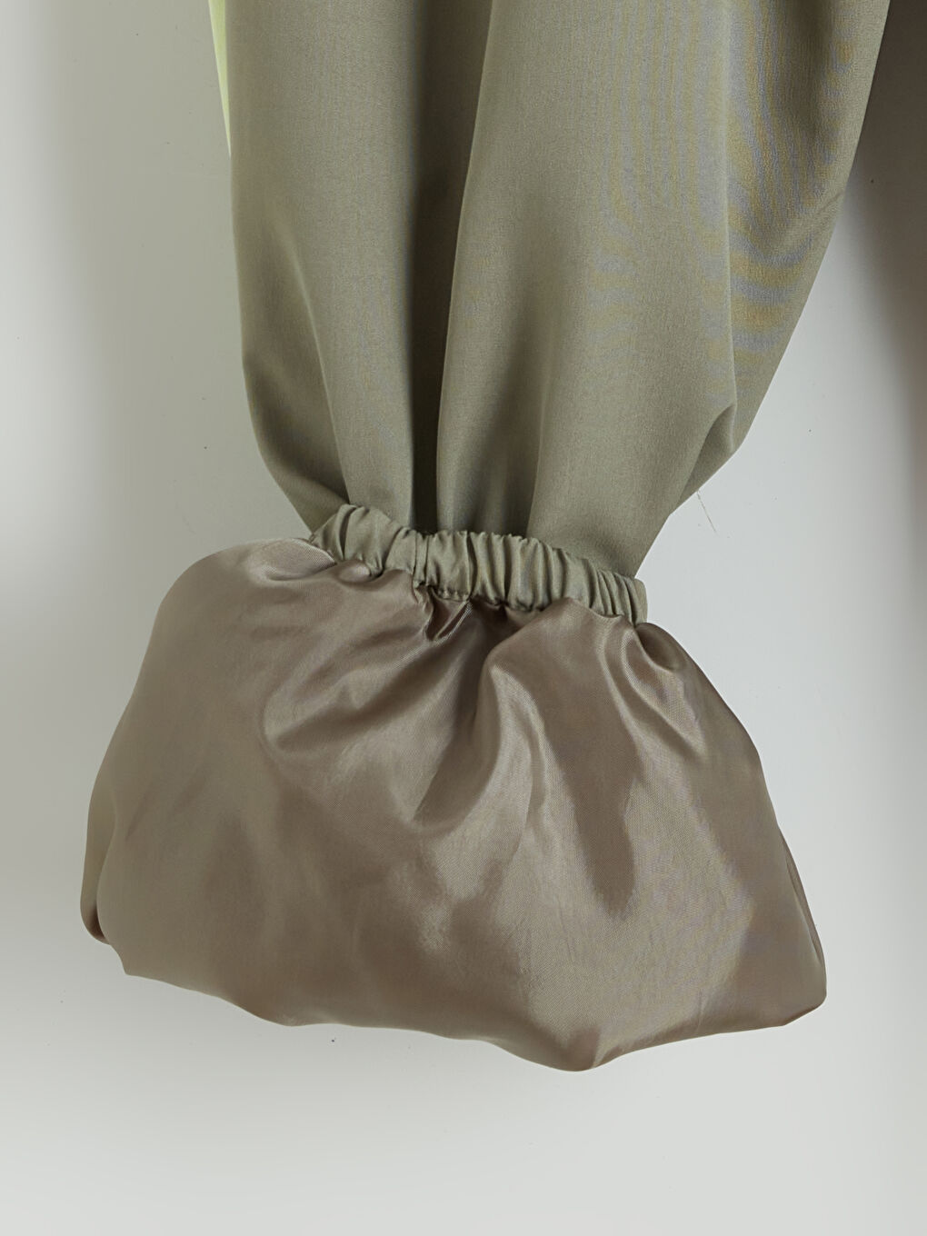 Haki Loose Fit Kız Çocuk Paraşüt Pantolon-1