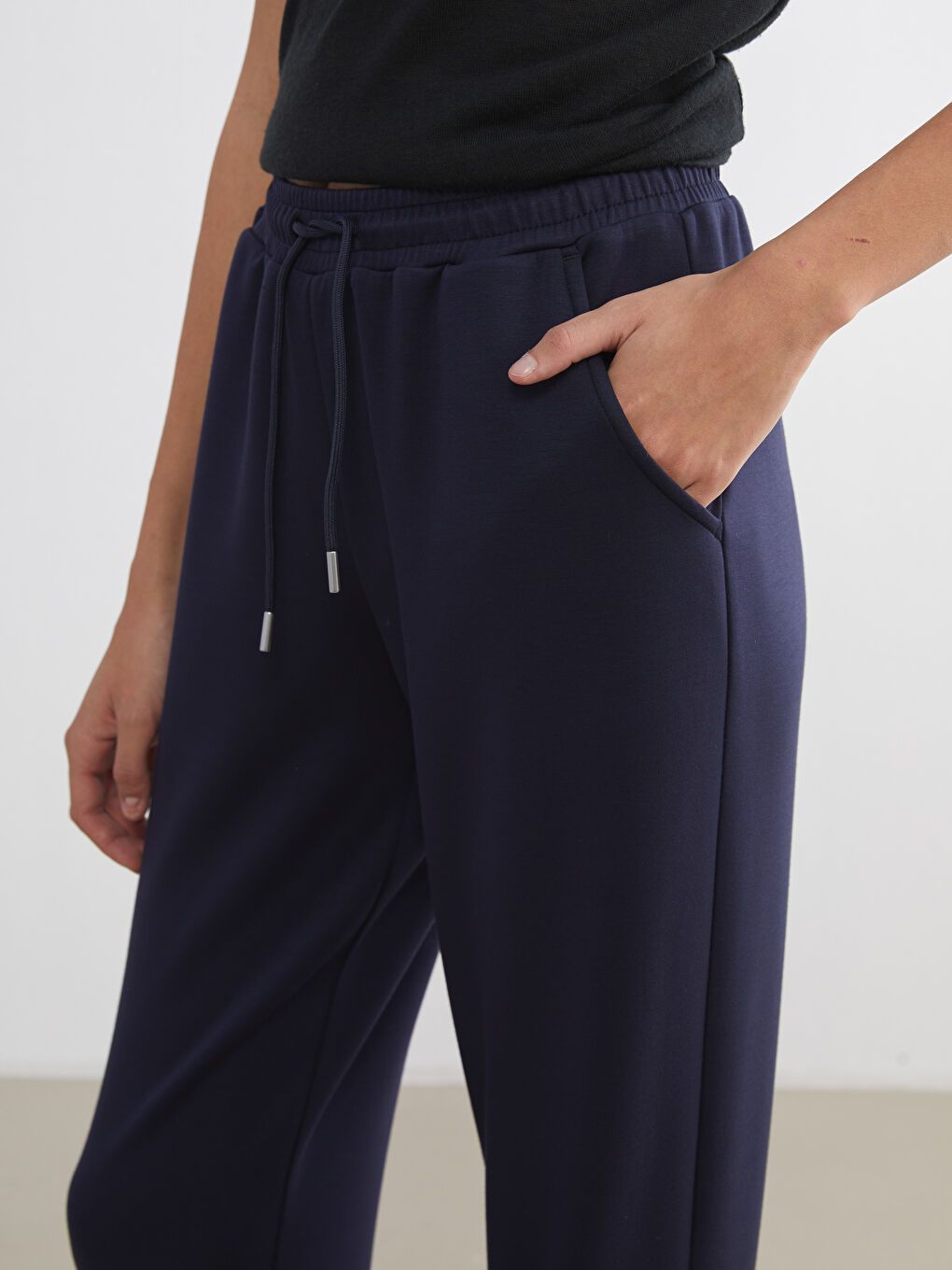 Elasticated Waist Women's Jogger Sweatpants-2