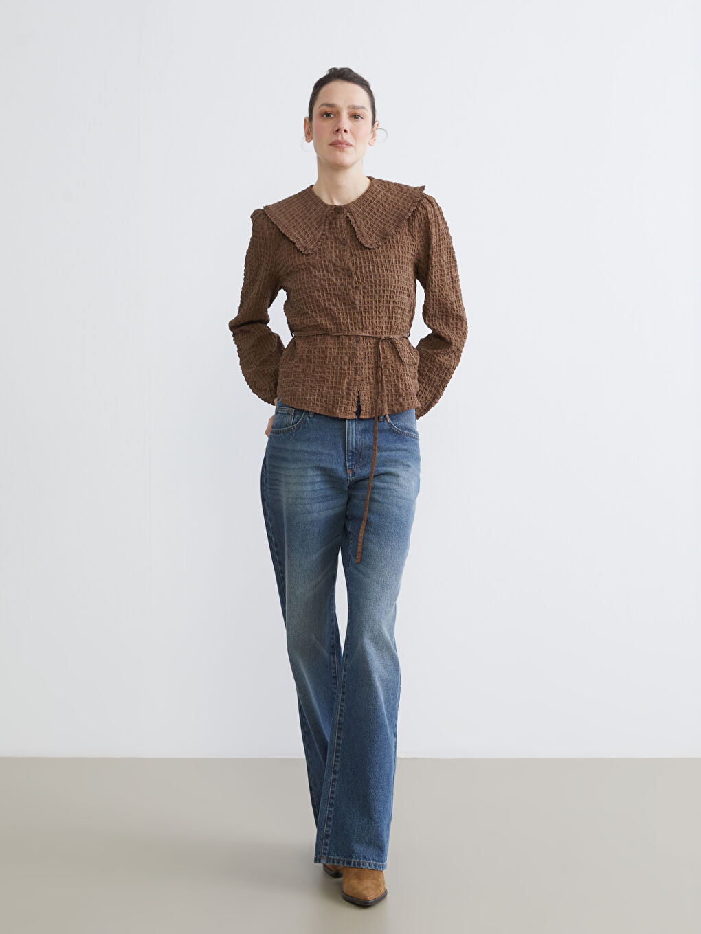 Kahverengi Bebe Yaka Ekose Gofre Kadın Gömlek-1