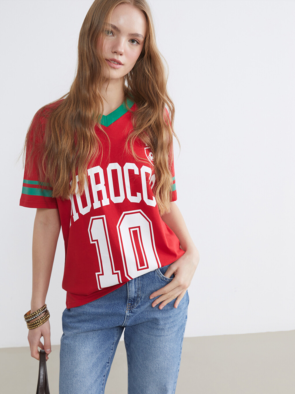 XSIDE V Yaka Morocco Baskılı Oversize Kadın Tişört - W5N183Z8-HMW