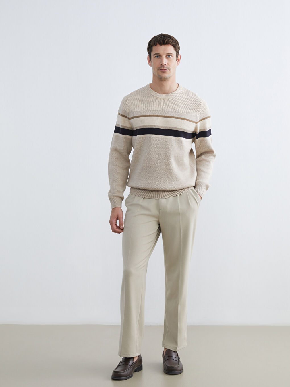 Πουλόβερ Πλεκτό Ριγέ Στρογγυλή Λαιμόκοψη για Άνδρες-1