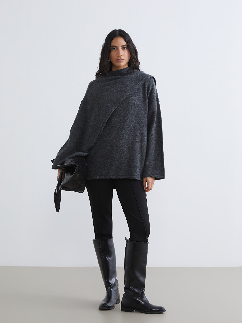Antrasit Dökümlü Şal Yaka Oversize Kadın Triko Kazak	-1