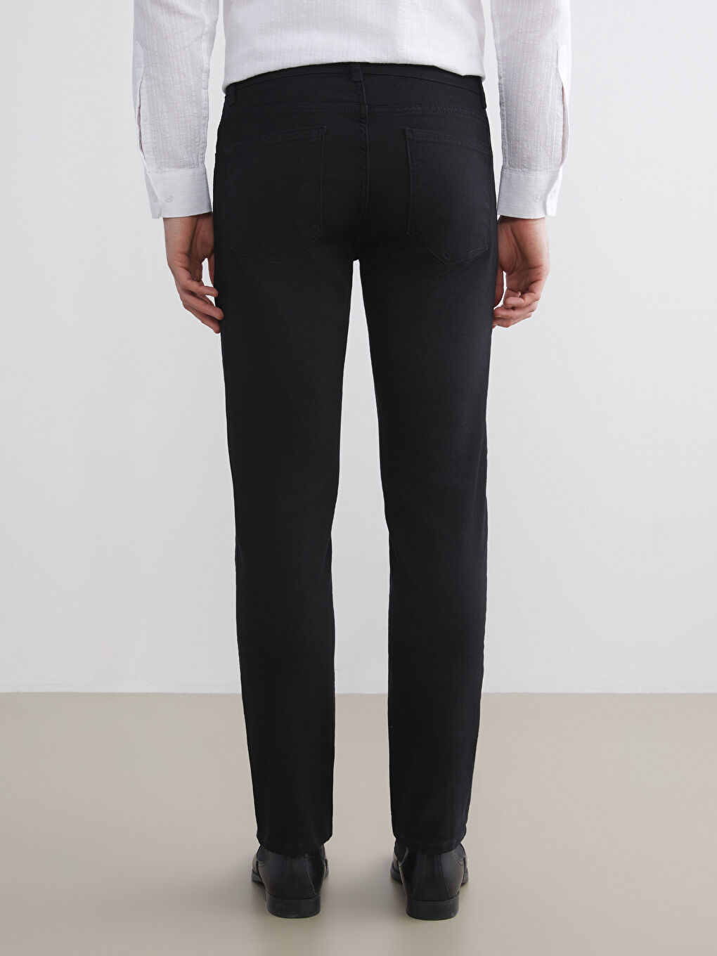 779 جينز بقصة عادية رجال-3