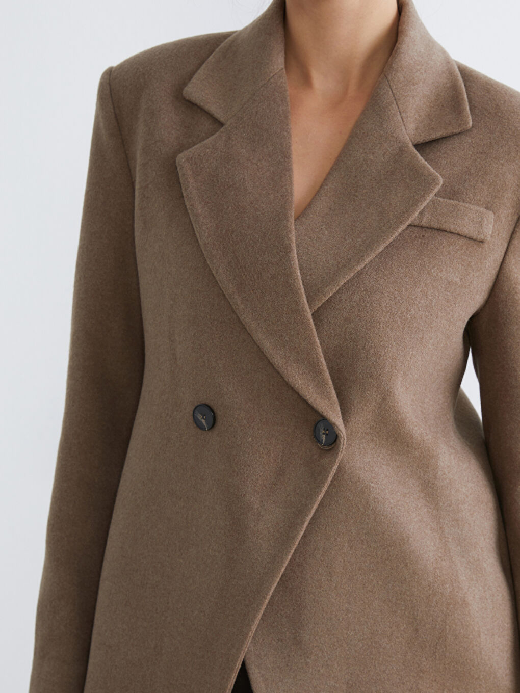 Bej Kruvaze Yaka Kadın Kaşe Blazer Ceket-2