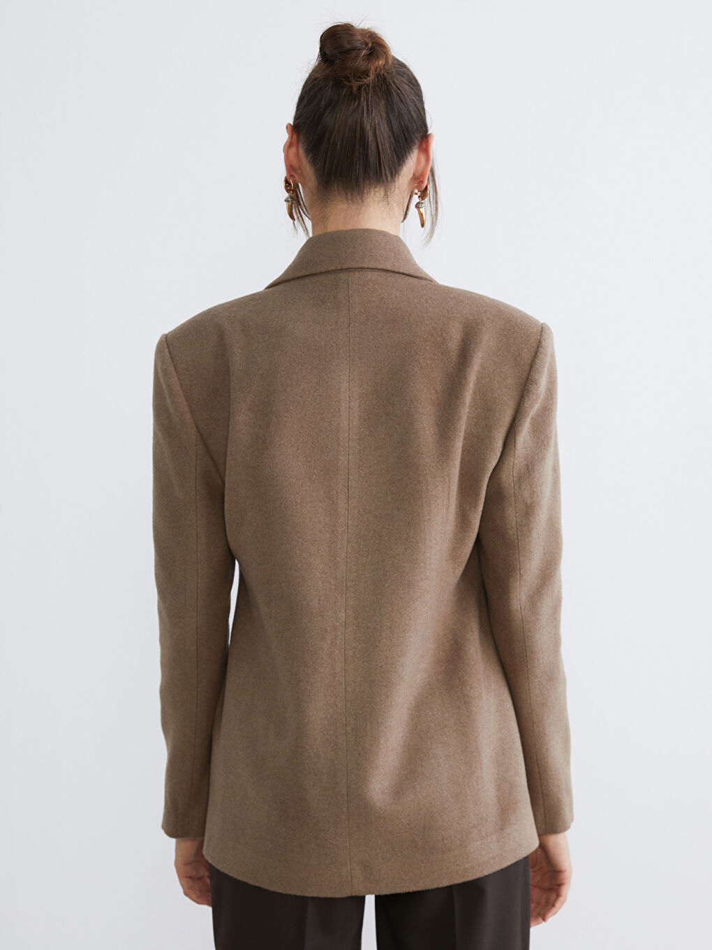Bej Kruvaze Yaka Kadın Kaşe Blazer Ceket-4