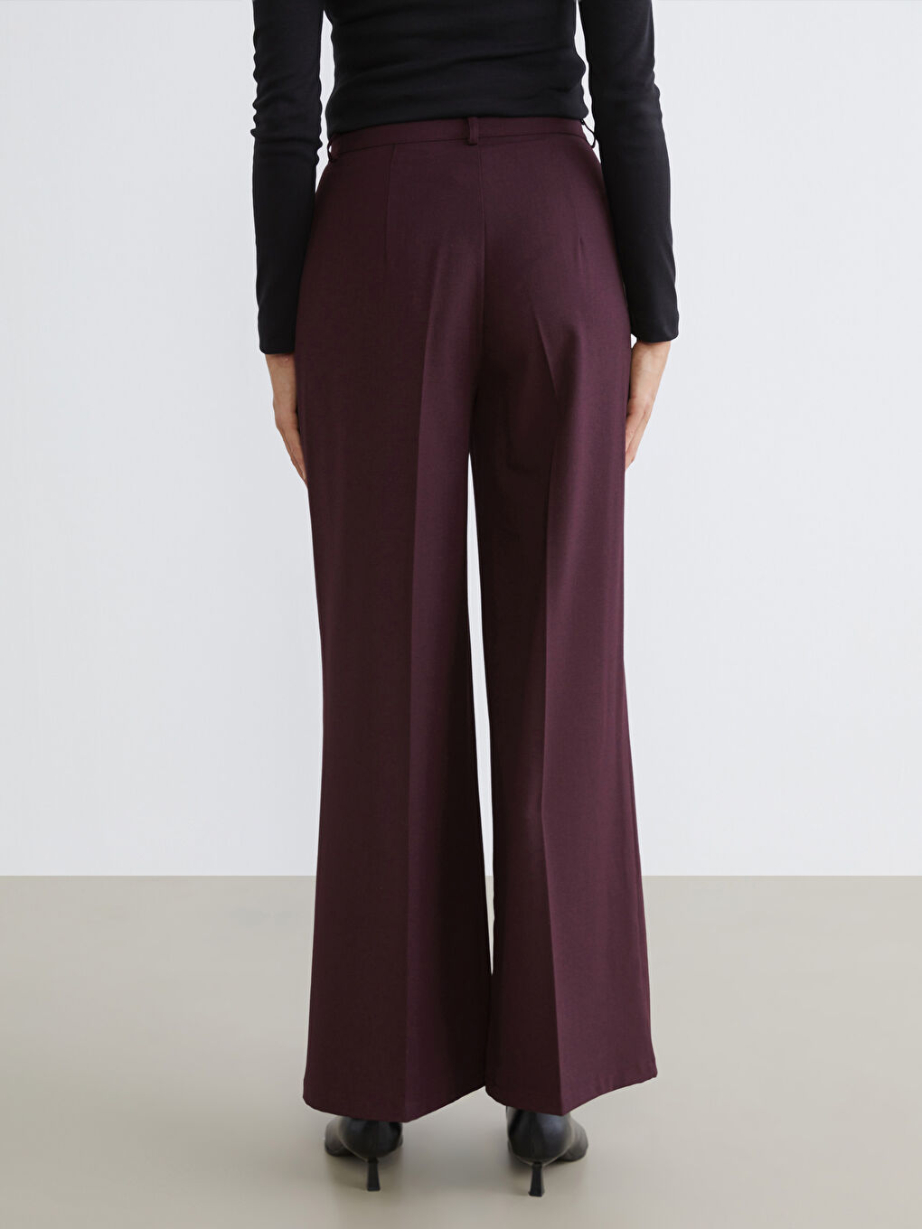 Mürdüm Loose Fit Geniş Paça Kadın Pileli Pantolon-3