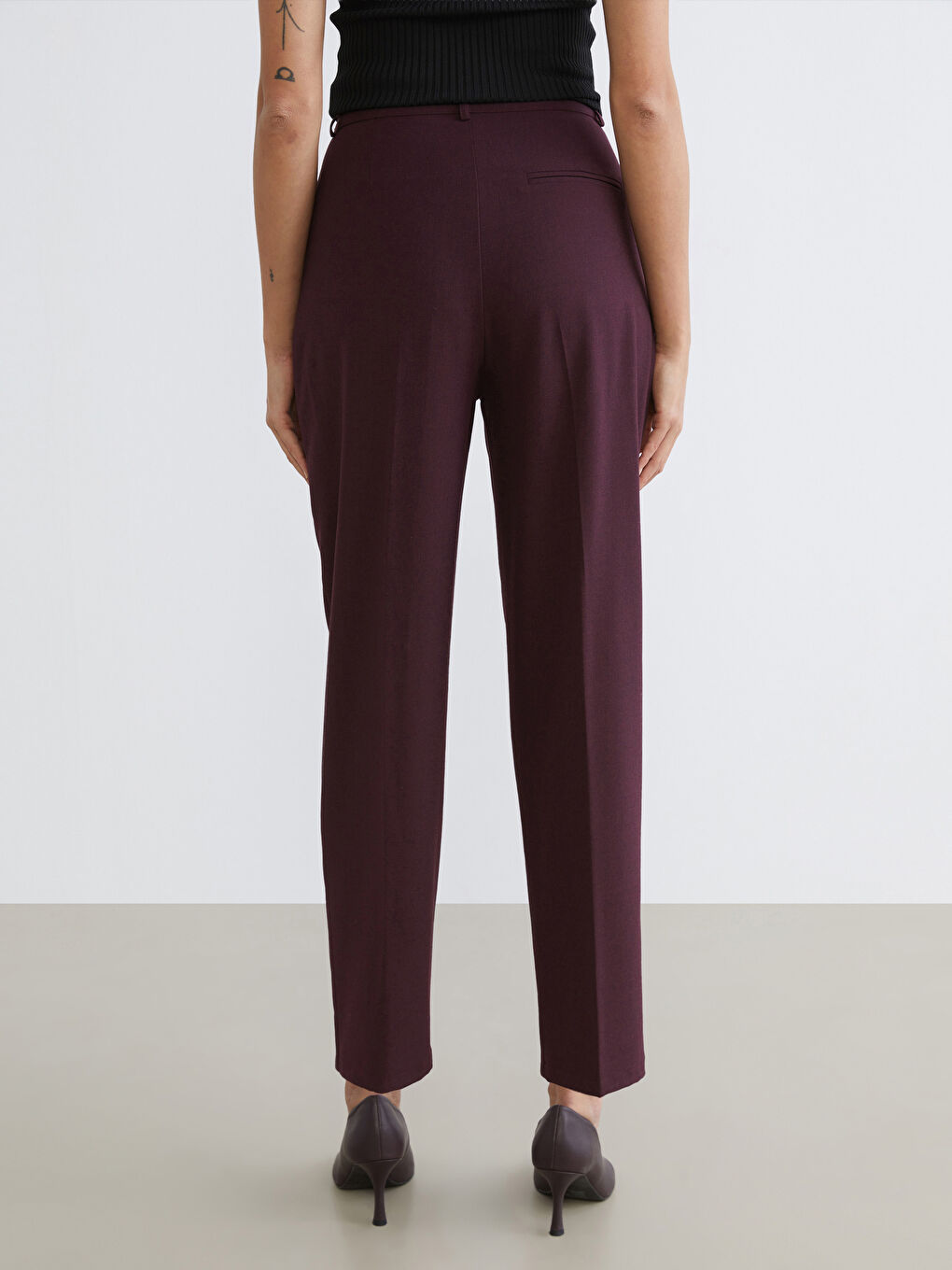 Mürdüm Carrot Fit Kadın Pileli Pantolon-3