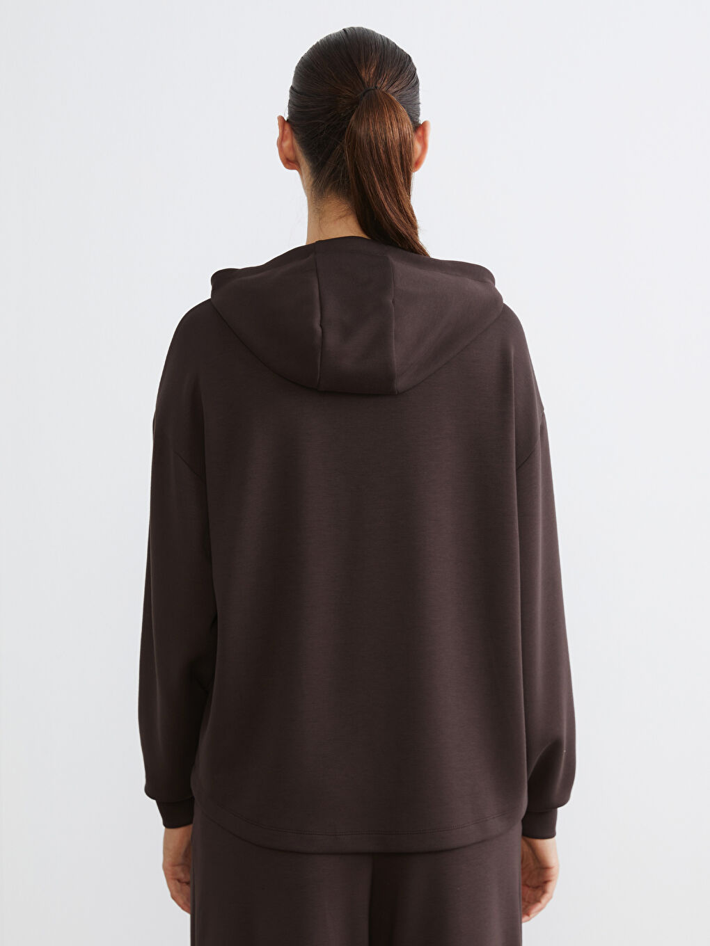 Kahverengi Kapüşonlu Kadın Fermuarlı Sweatshirt-3