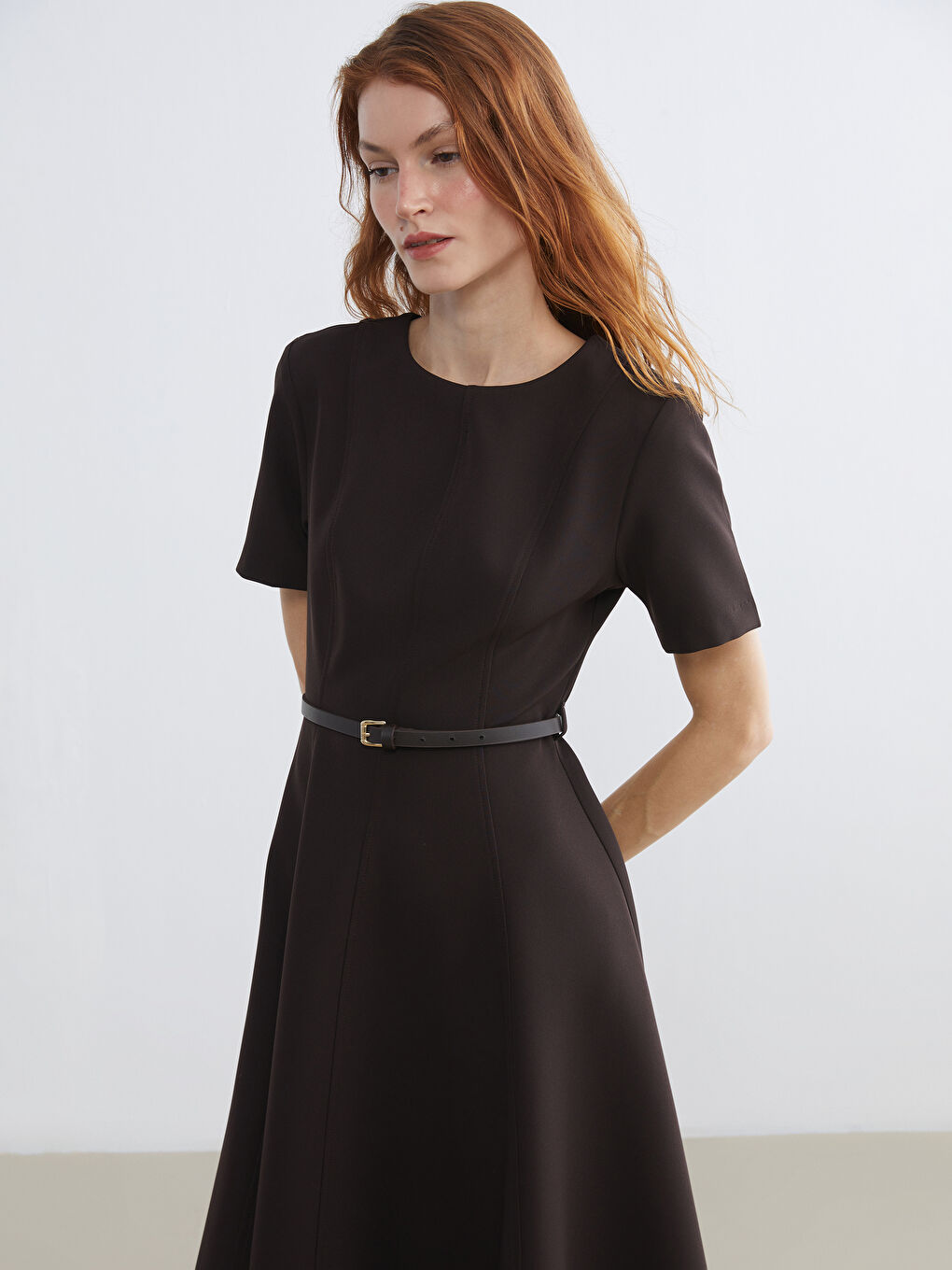 Kahverengi Bisiklet Yaka Belden Oturtmalı Elbise-3