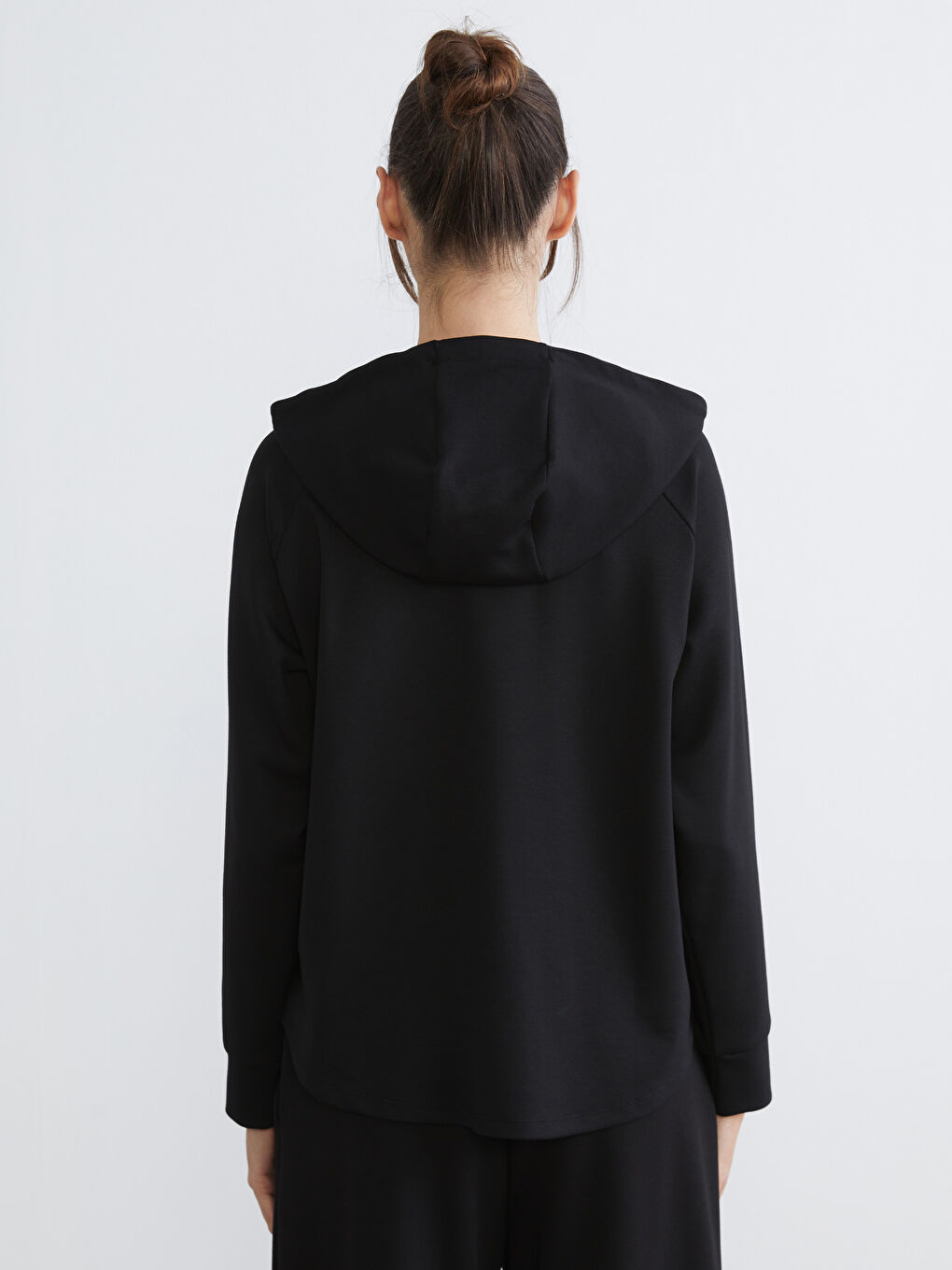 Siyah Bağcıklı Kadın Hoodie-3