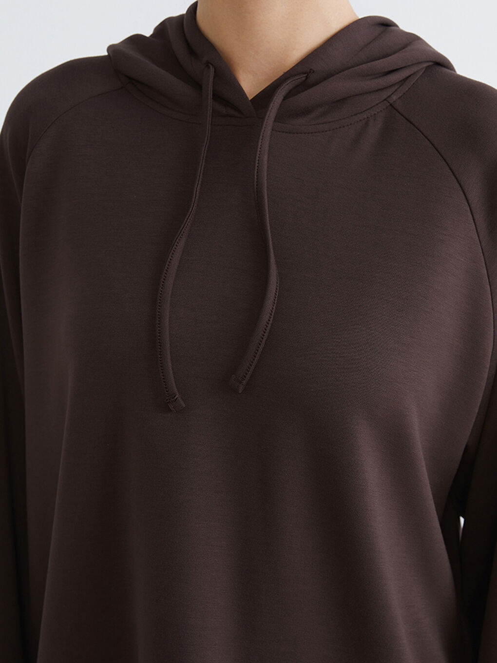 Kahverengi Bağcıklı Kadın Hoodie-2