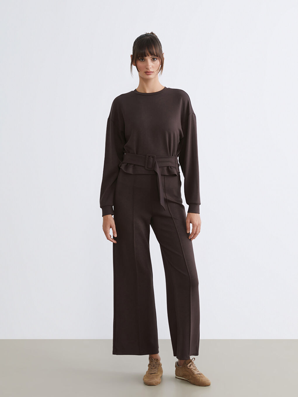 Kahverengi Kemer Detaylı Kadın Sweatshirt-1