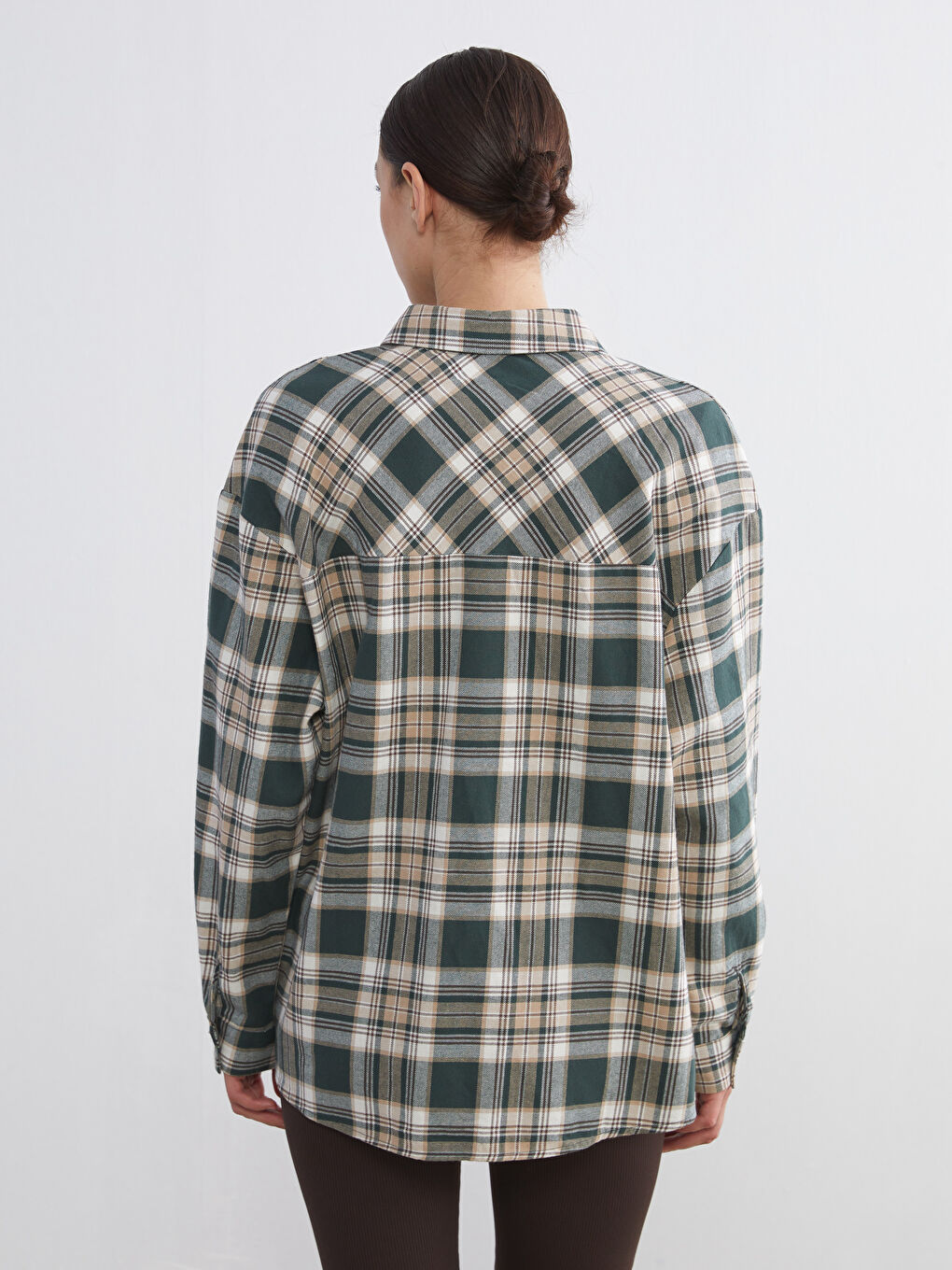 Plaid Oversize Women's Shirt-3