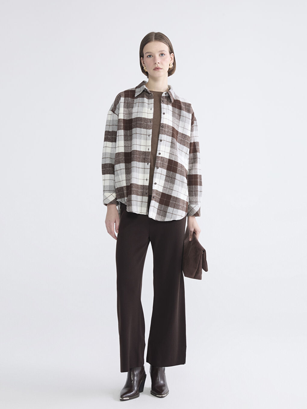Клетчатая оверсайз рубашка для женщин-1