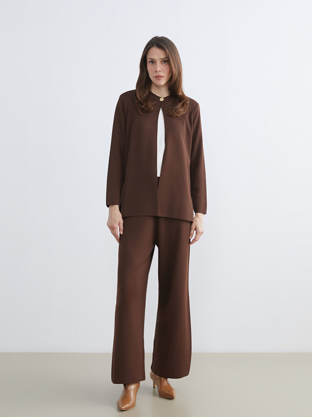 Kahverengi Bisiklet Yaka Kadın Triko Hırka-1