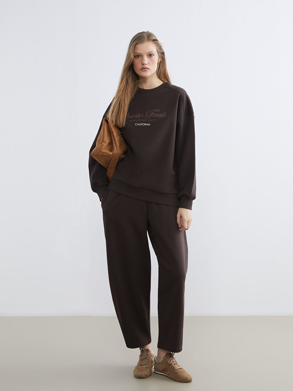 Kahverengi California Baskılı Kadın Kalın Sweatshirt-1