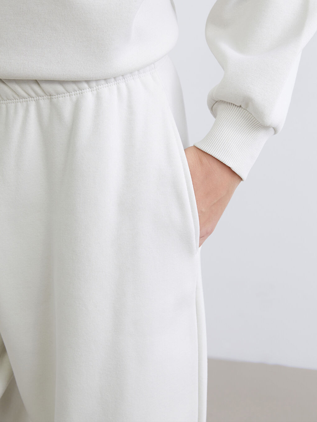 Gri Beli Lastikli Kadın Eşofman Altı-2