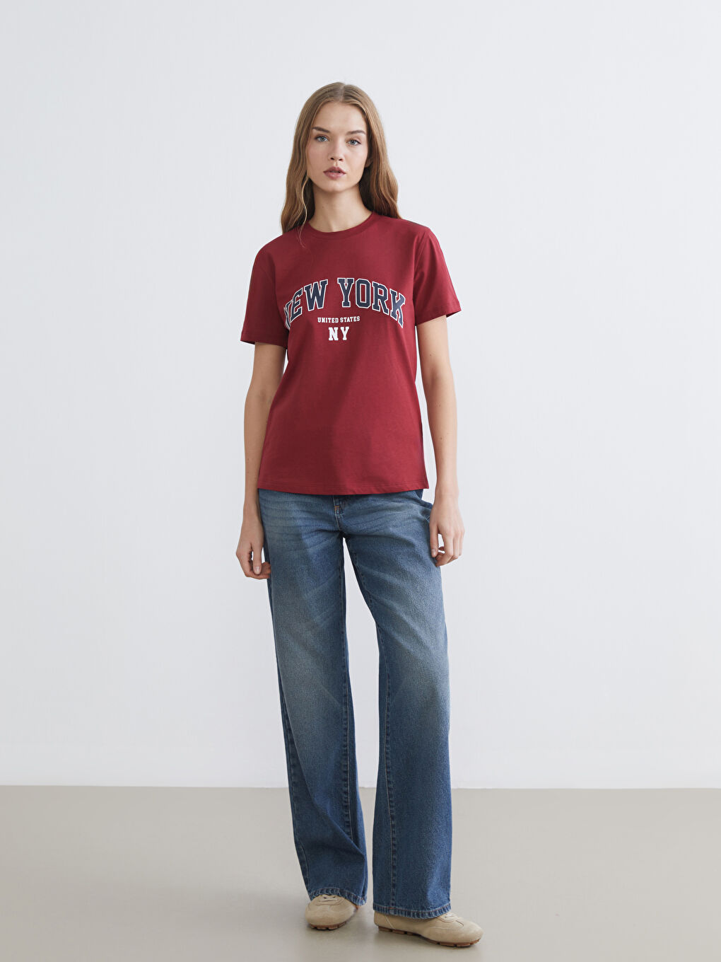 Bordo Bisiklet Yaka New York Baskılı Kadın Tişört-1